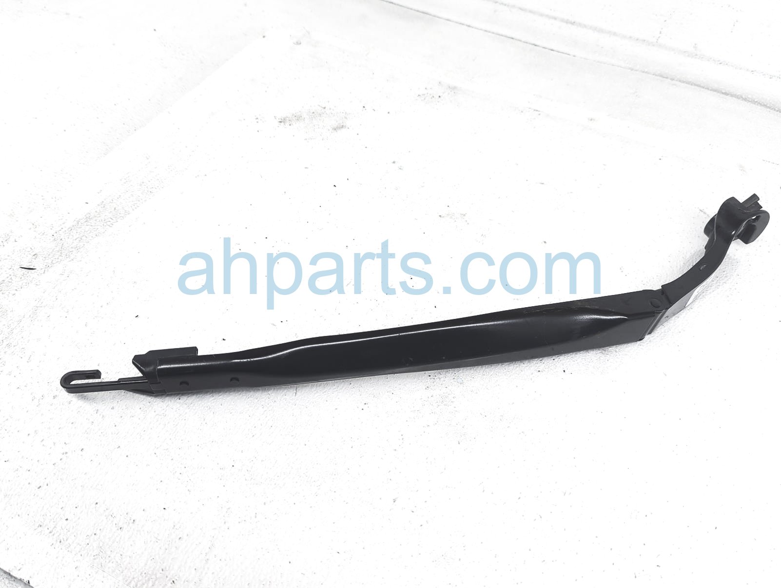 $149 Honda RH WINDSHIELD WIPER ARM $149 Honda RH WINDSHIELD WIPER ARM