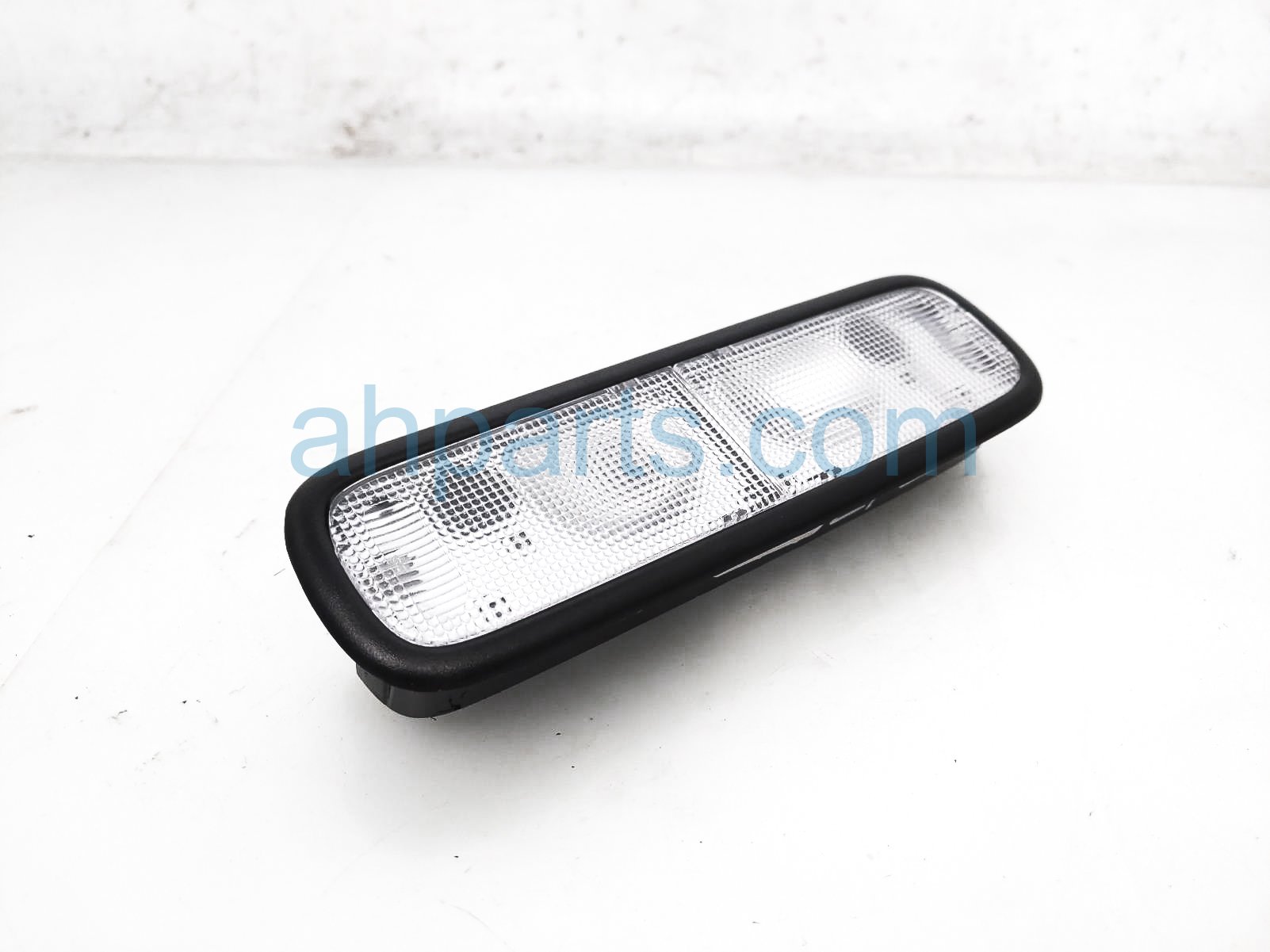 $40 Honda REAR CENTER DOME LIGHT - BLACK $40 Honda REAR CENTER DOME LIGHT - BLACK