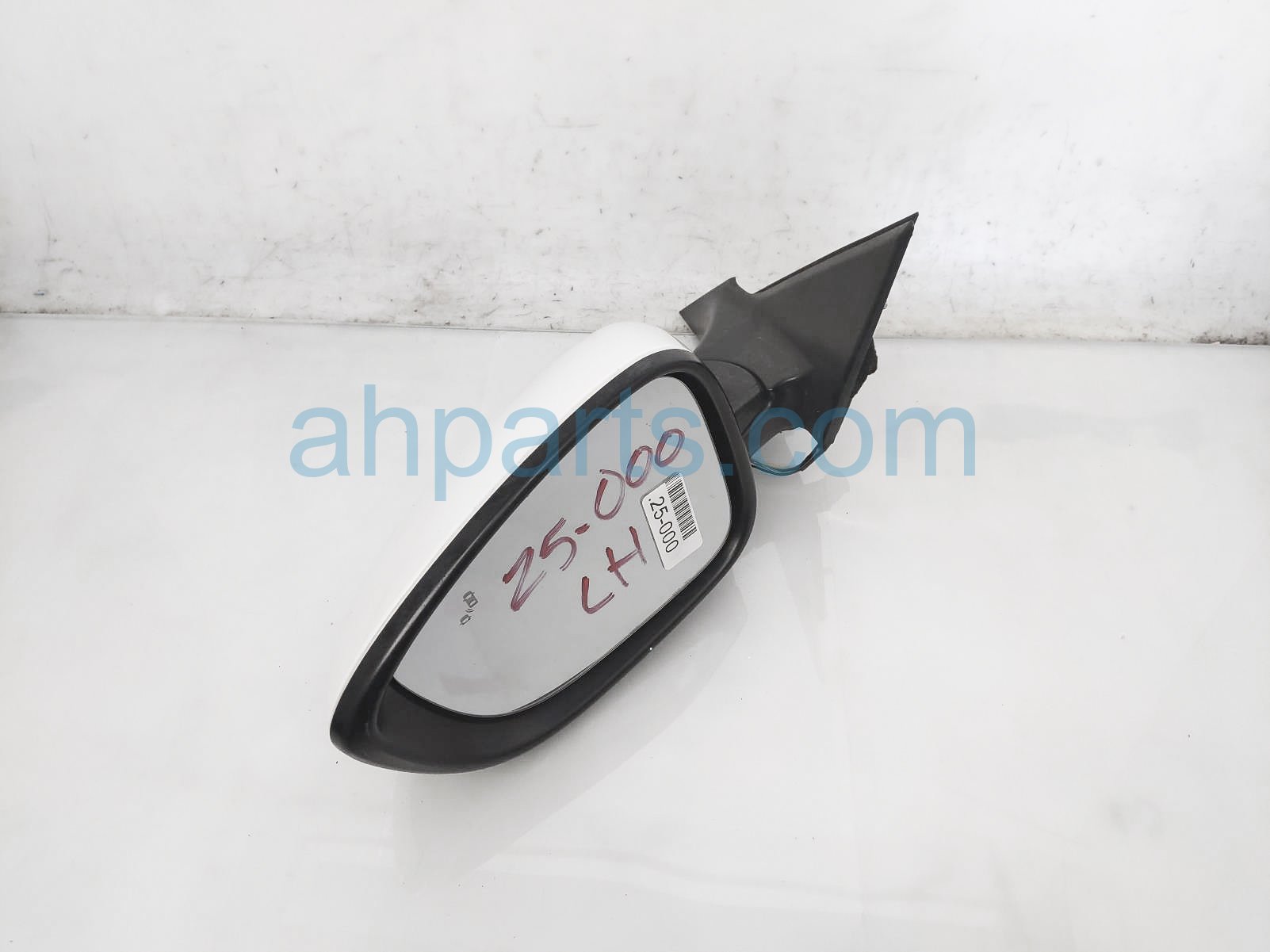 $199 Honda LH SIDE VIEW MIRROR - WHITE *