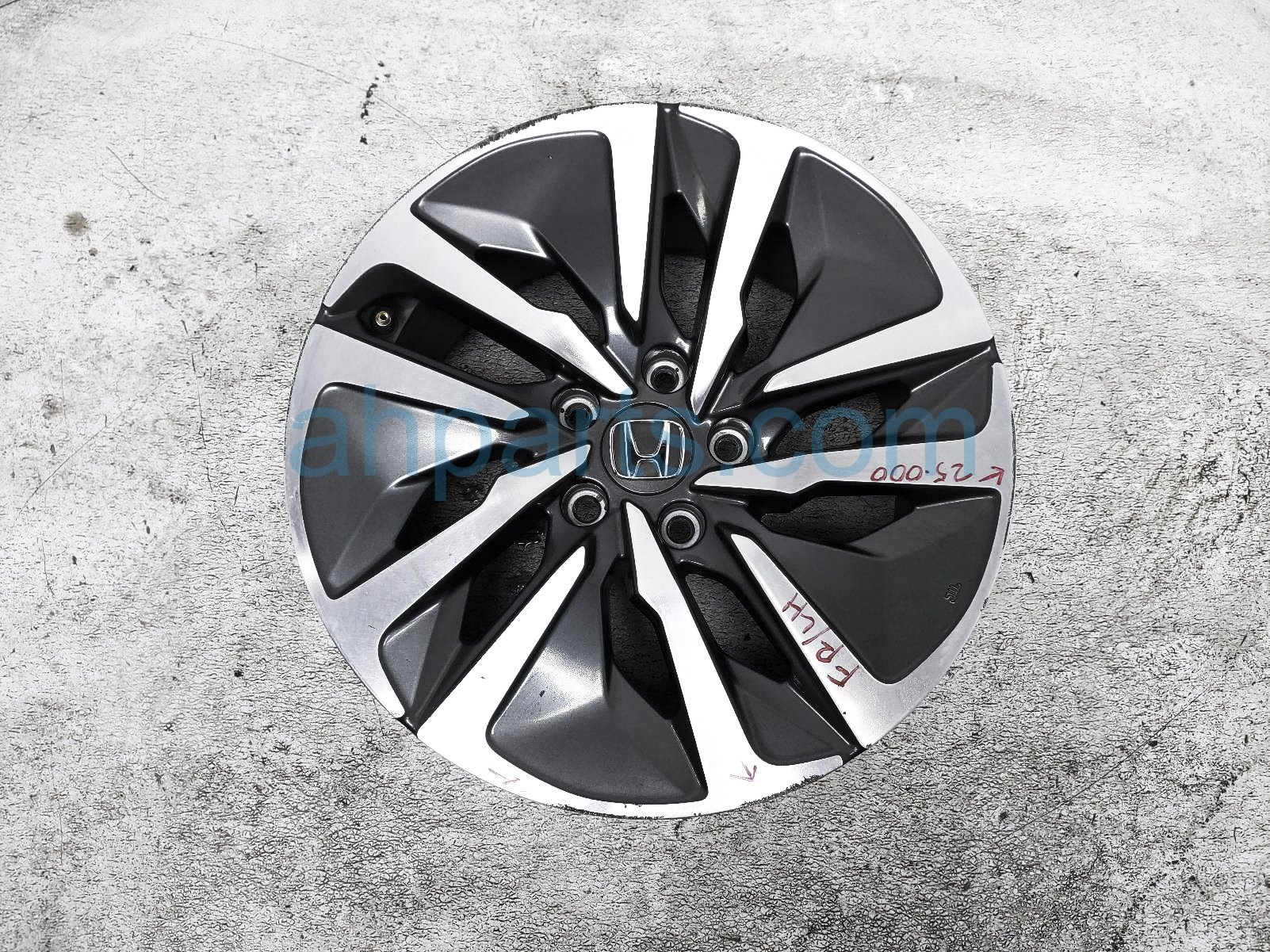 $175 Honda FR/LH WHEEL / RIM - SOME CURB $175 Honda FR/LH WHEEL / RIM - SOME CURB