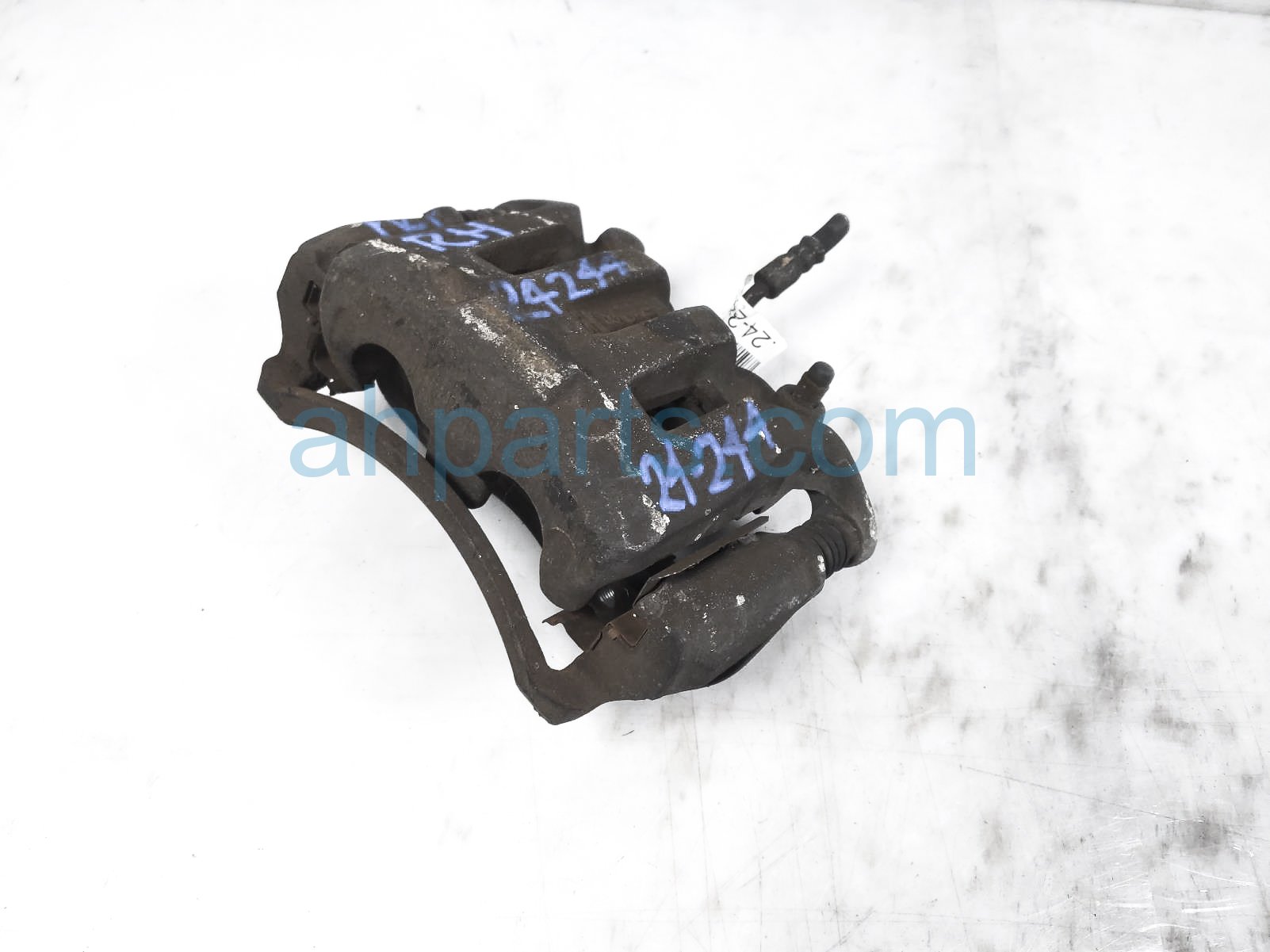 $39 Nissan FR/RH BRAKE CALIPER $39 Nissan FR/RH BRAKE CALIPER