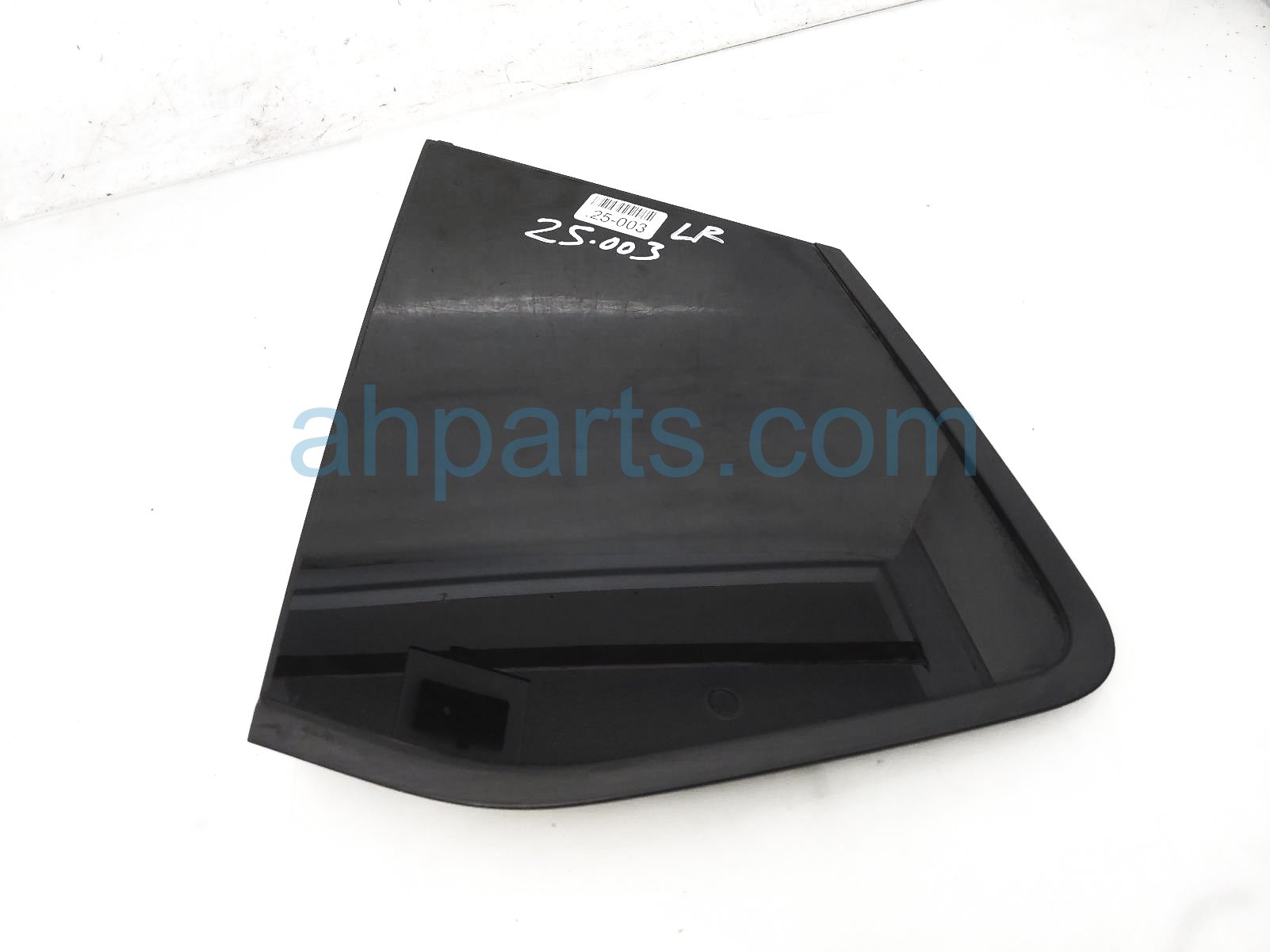 $125 Nissan LH QUARTER WINDOW GLASS $125 Nissan LH QUARTER WINDOW GLASS