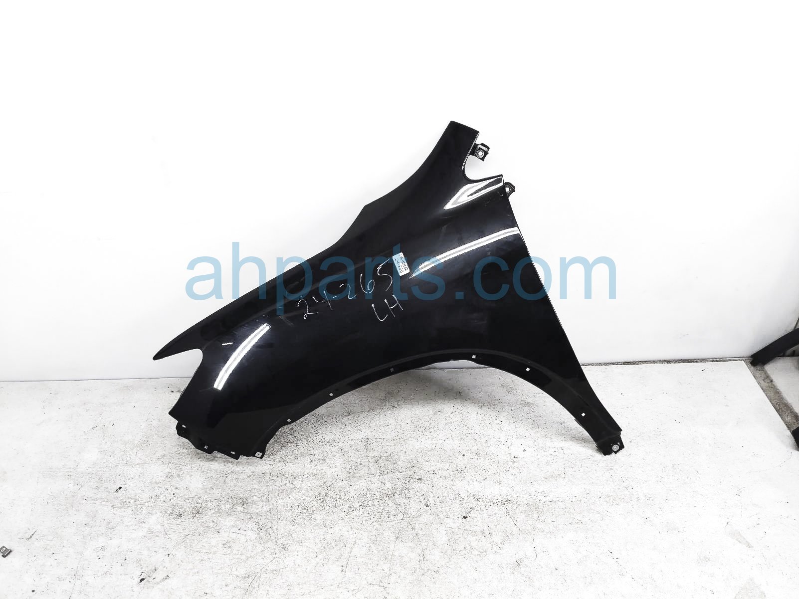 Sold 2019 Honda Pilot Front Driver Fender - Black 60261-TG7-A10ZZ