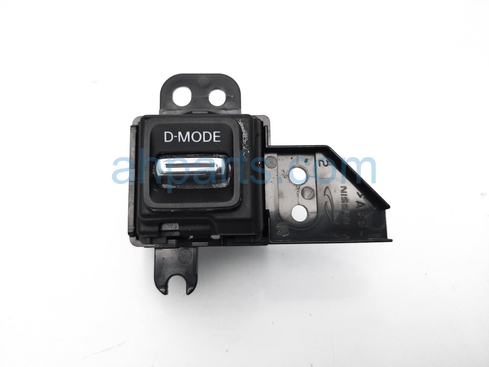 $49 Nissan D-MODE SWITCH - CONSOLE MTD $49 Nissan D-MODE SWITCH - CONSOLE MTD