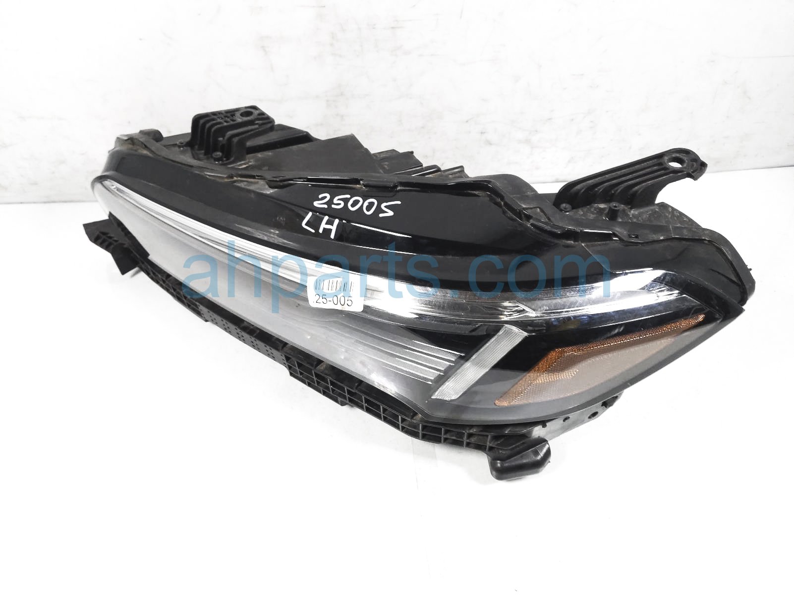 $575 Honda LH HEADLAMP / LIGHT $575 Honda LH HEADLAMP / LIGHT