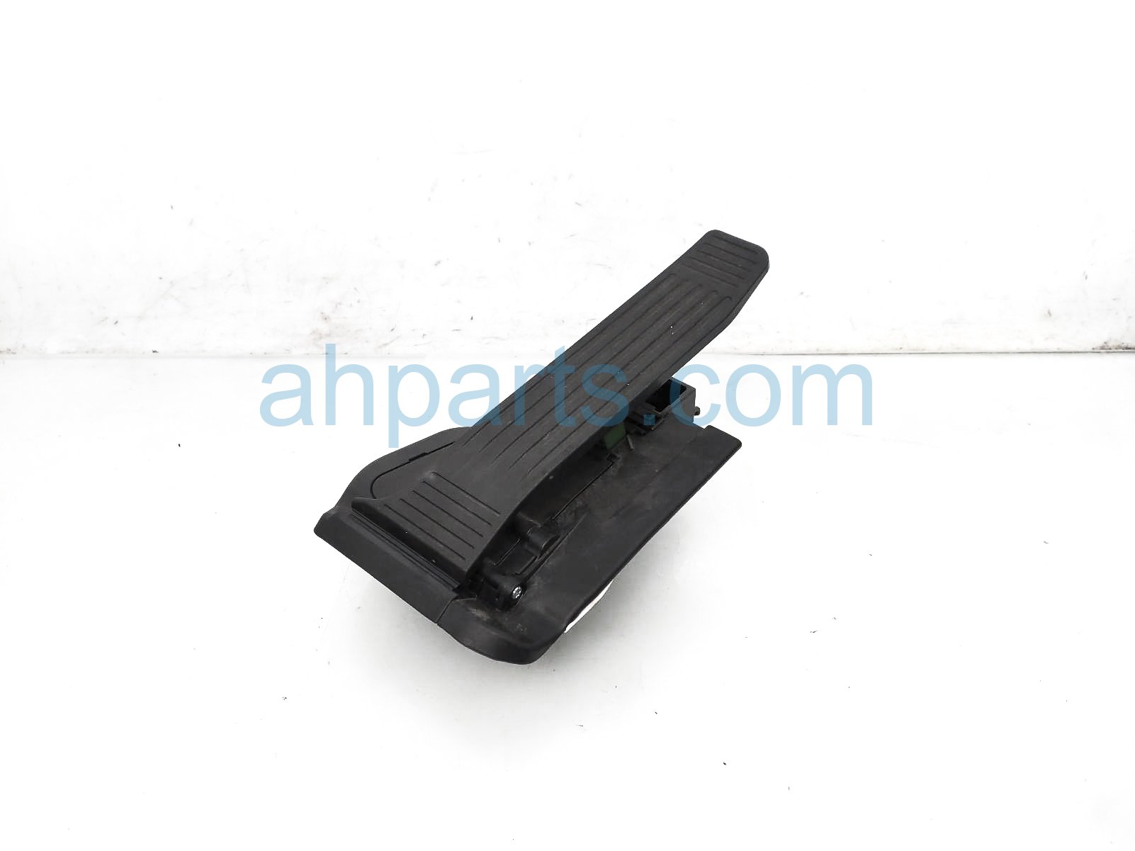 $125 Toyota GAS ACCELERATOR TRAVEL PEDAL $125 Toyota GAS ACCELERATOR TRAVEL PEDAL