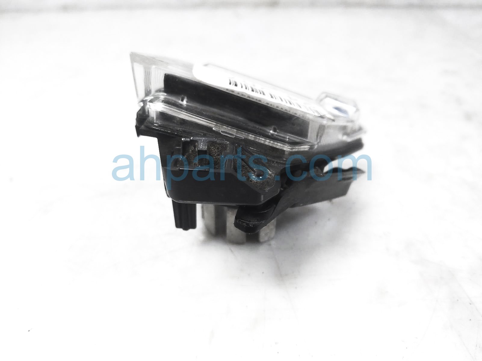 Sold 2019 Lexus Ux200 Tail Light / Rear Passenger Back Up Lamp