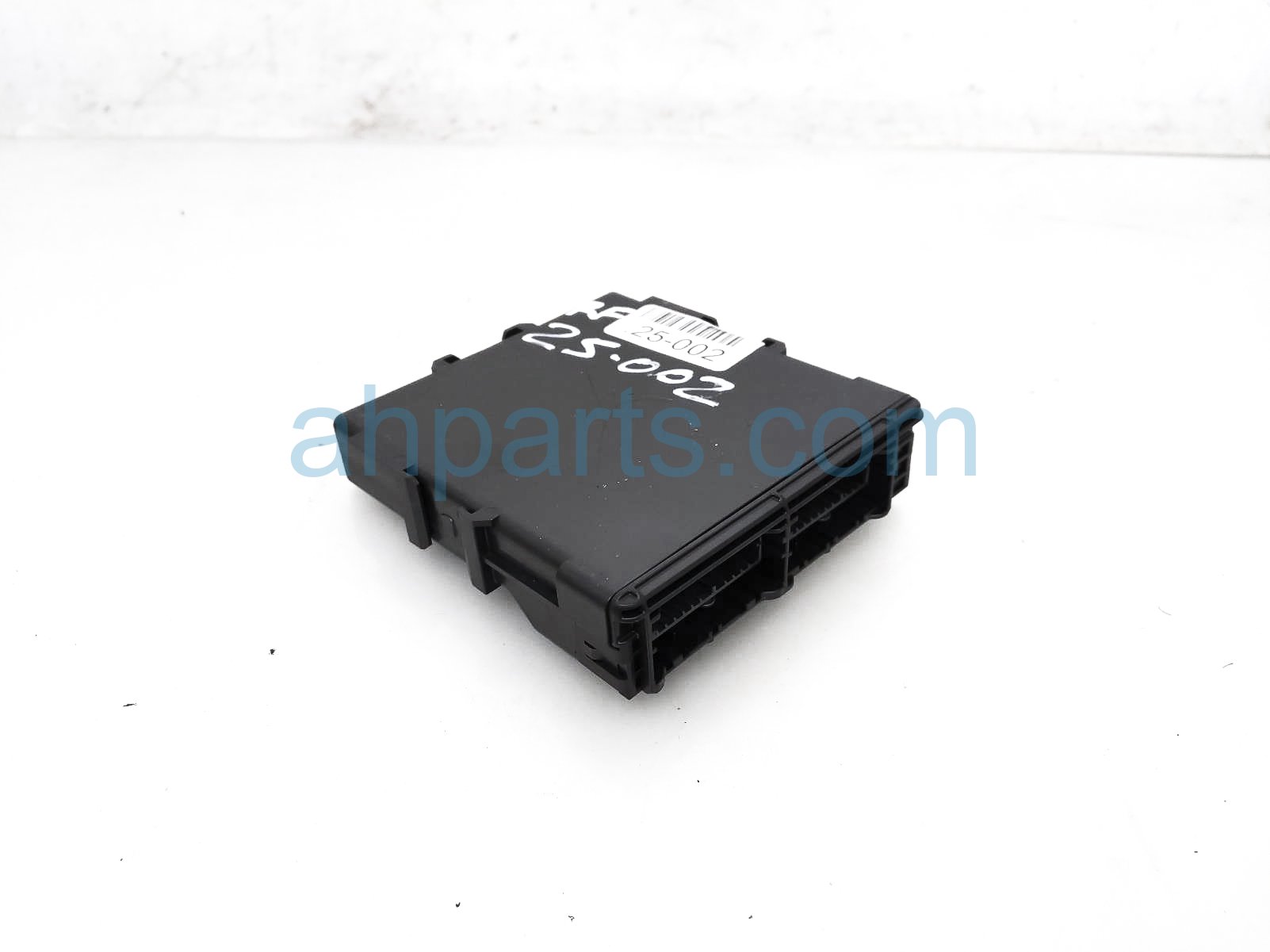 $100 Toyota HYBRID CONTROL MODULE - HYBRID LE $100 Toyota HYBRID CONTROL MODULE - HYBRID LE
