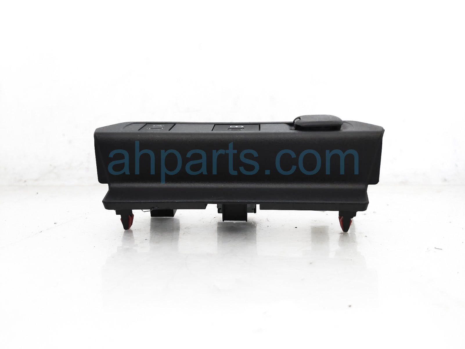 Sold 2024 Toyota Prius Usb Ports + Outlet - Console Mtd 58818-47150