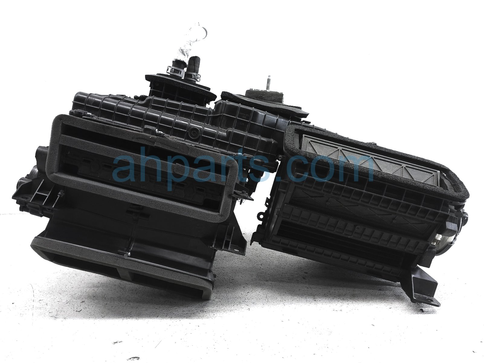 Sold 2021 Ford Edge A/c Heater Core Only - St K2GZ-19B555-BG