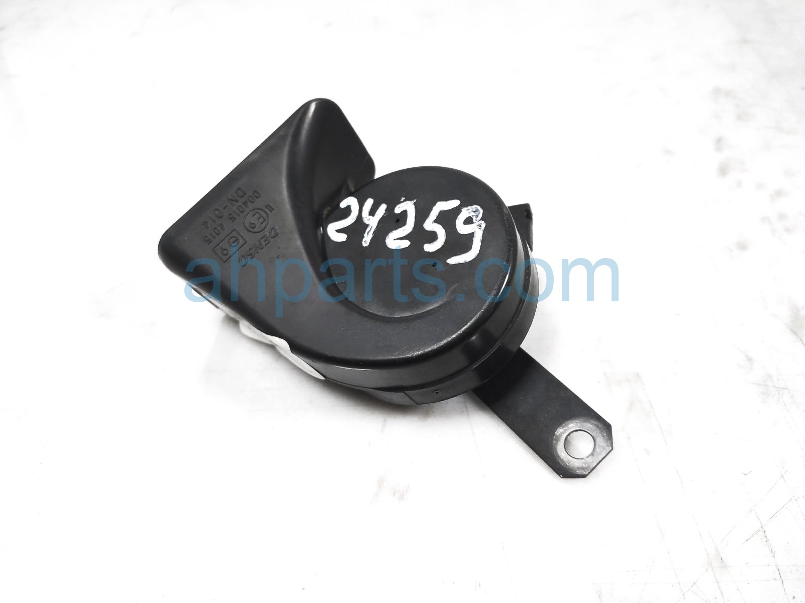 $29 Toyota LOW NOTE HORN $29 Toyota LOW NOTE HORN