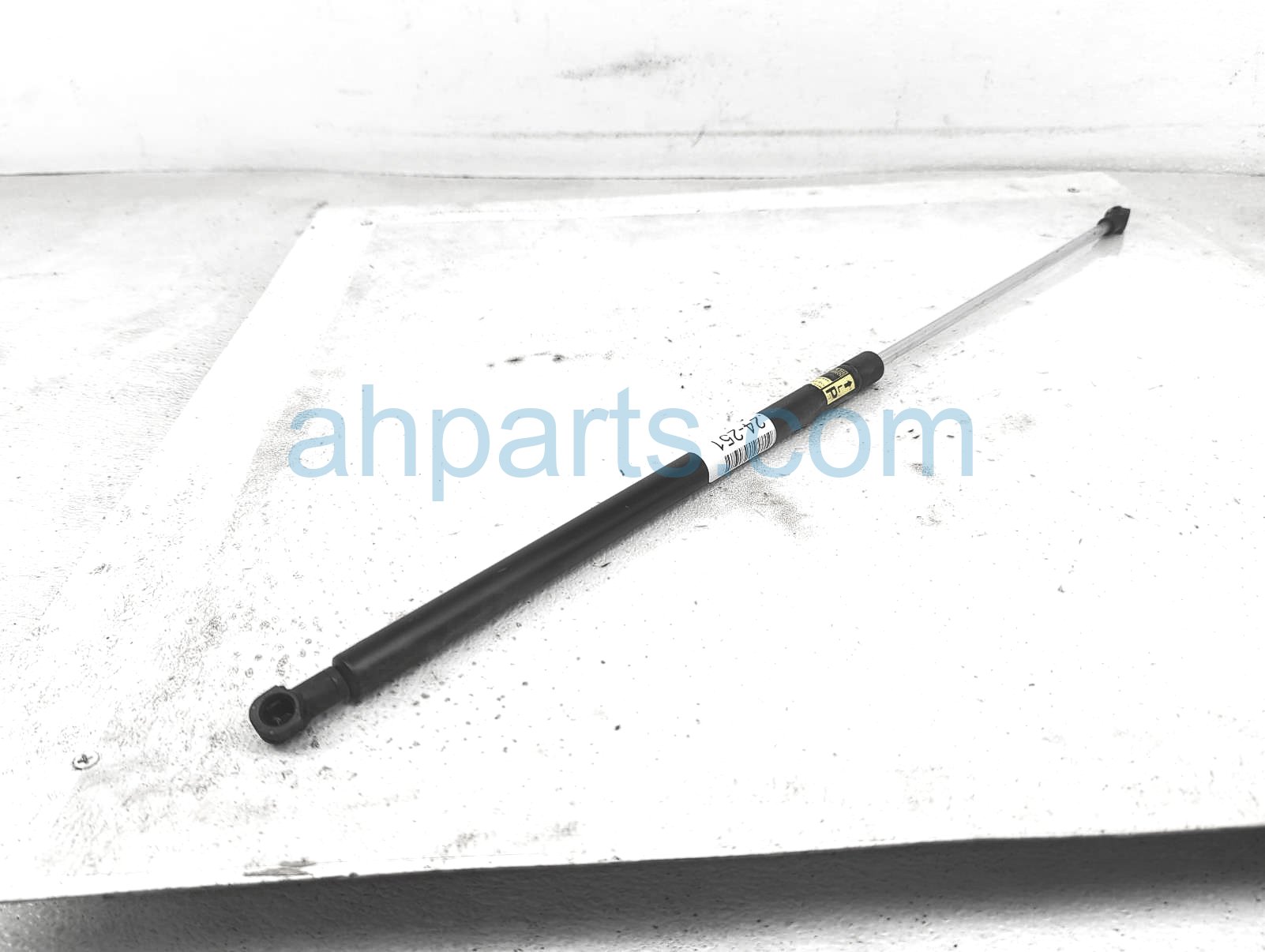 $25 Lexus LH SIDE HOOD STRUT / LIFT CYLINDER $25 Lexus LH SIDE HOOD STRUT / LIFT CYLINDER