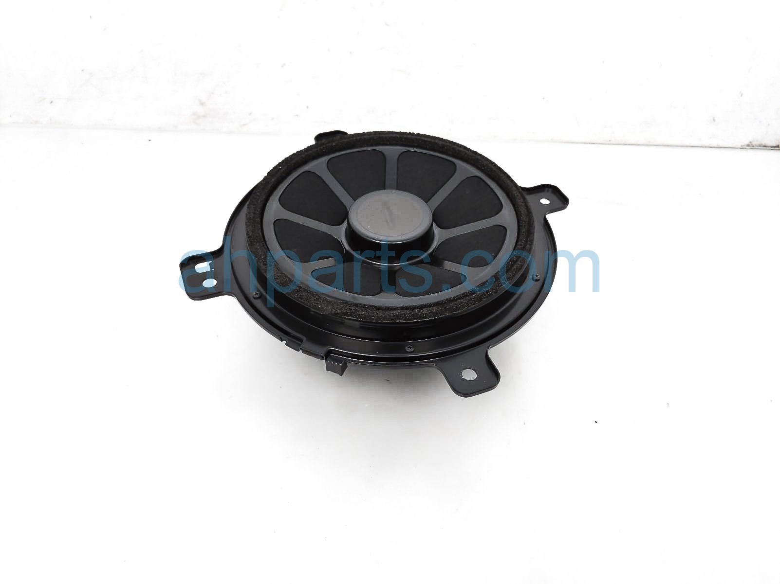 $65 Honda SPEAKER / SUB WOOFER UNIT $65 Honda SPEAKER / SUB WOOFER UNIT