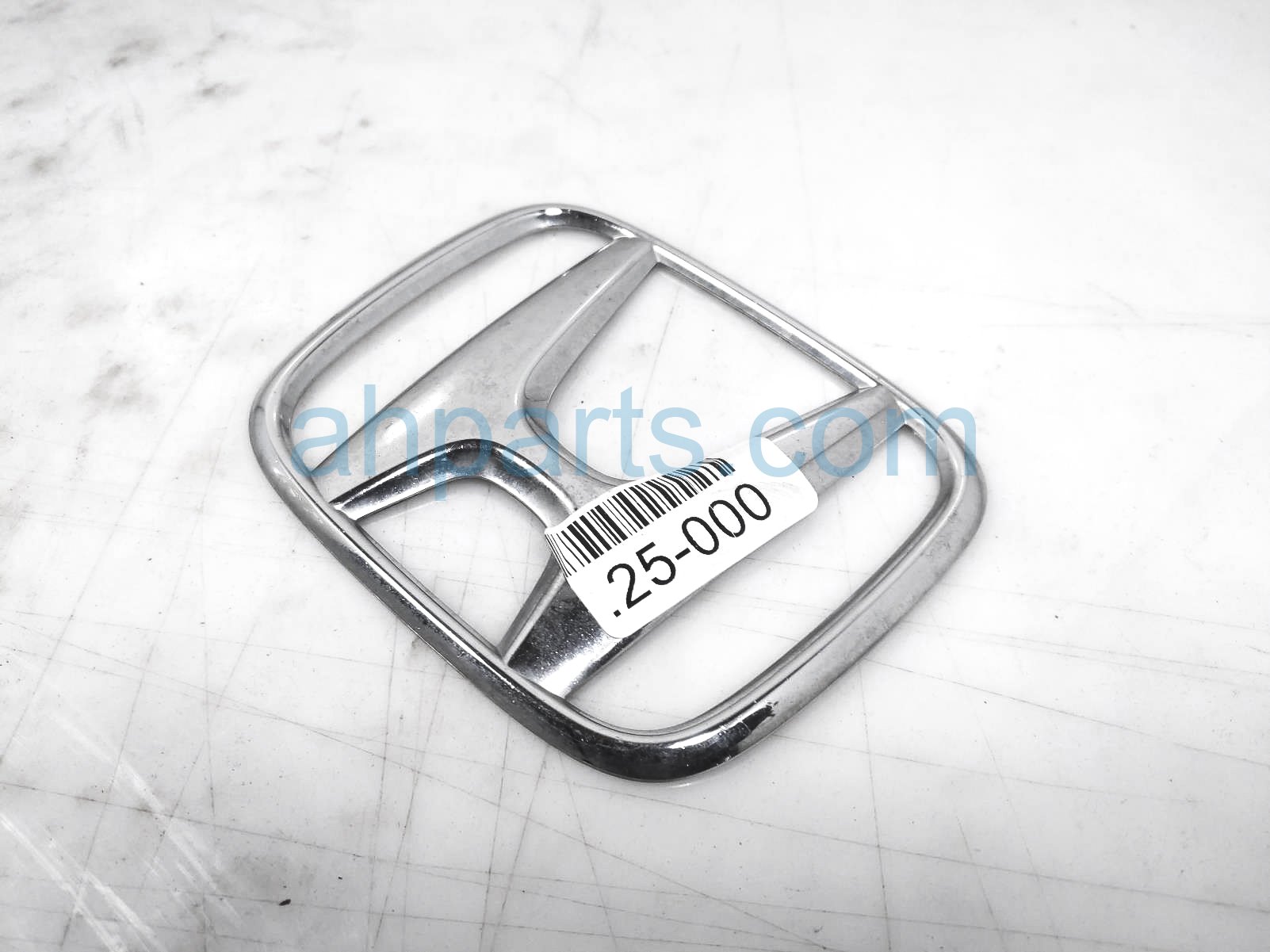 $20 Honda EMBLEM - DECKLID MTD * $20 Honda EMBLEM - DECKLID MTD *