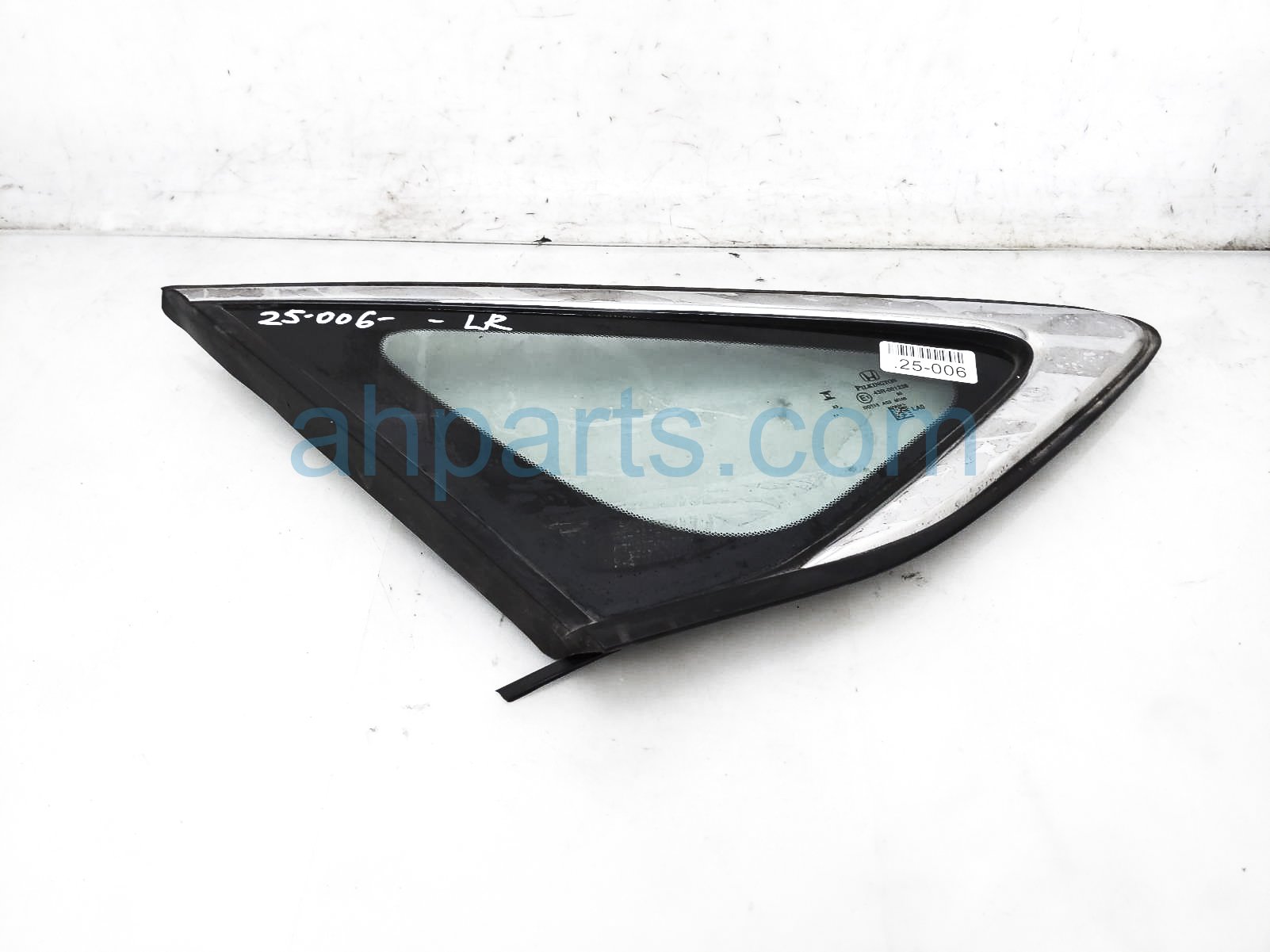 $99 Honda LH QUARTER WINDOW GLASS $99 Honda LH QUARTER WINDOW GLASS