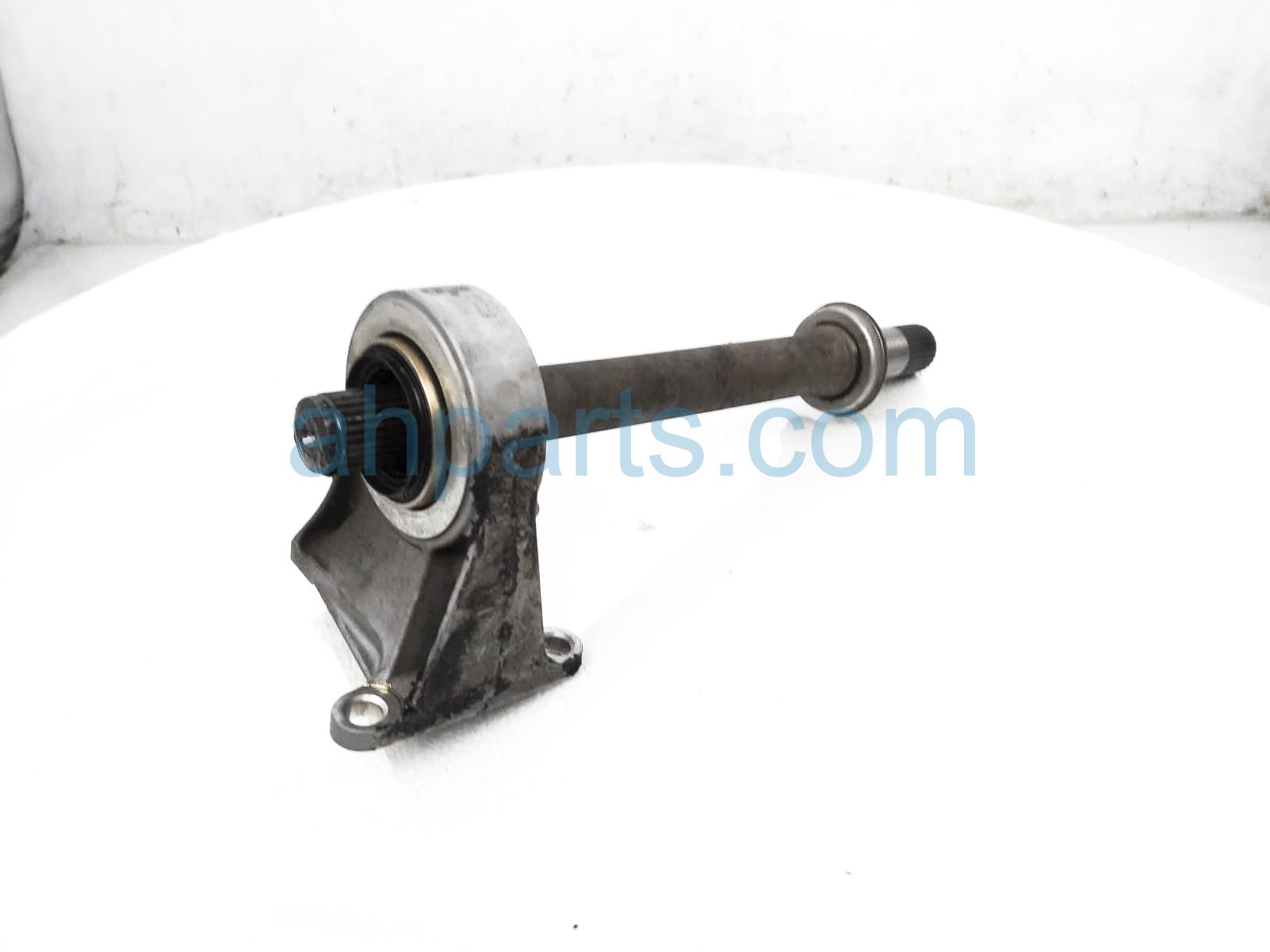 $125 Honda RH INTERMEDIATE JACK SHAFT - AT $125 Honda RH INTERMEDIATE JACK SHAFT - AT