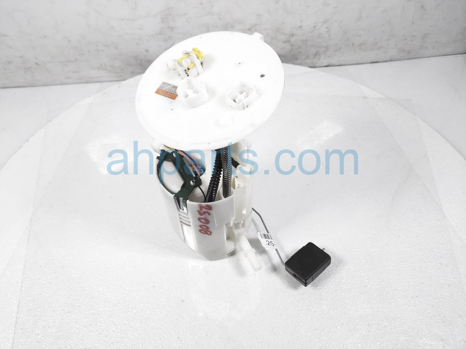 $140 Lexus GAS / FUEL PUMP (TANK MOUNTED) $140 Lexus GAS / FUEL PUMP (TANK MOUNTED)