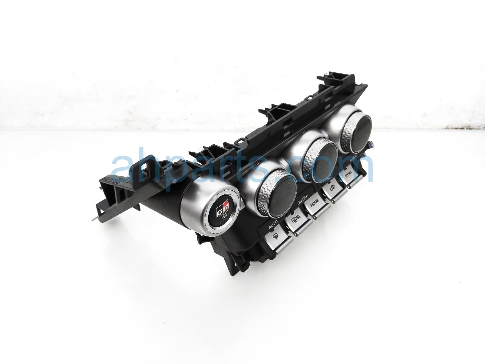 $125 Toyota HEATER / AC CONTROL (ON DASH) $125 Toyota HEATER / AC CONTROL (ON DASH)