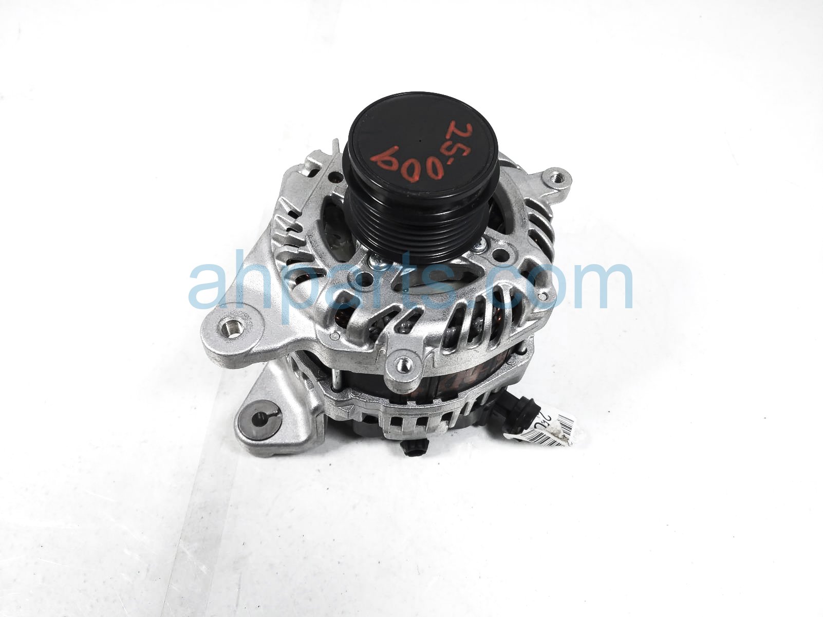 $199 Toyota ALTERNATOR / GENERATOR - 4K MILES $199 Toyota ALTERNATOR / GENERATOR - 4K MILES