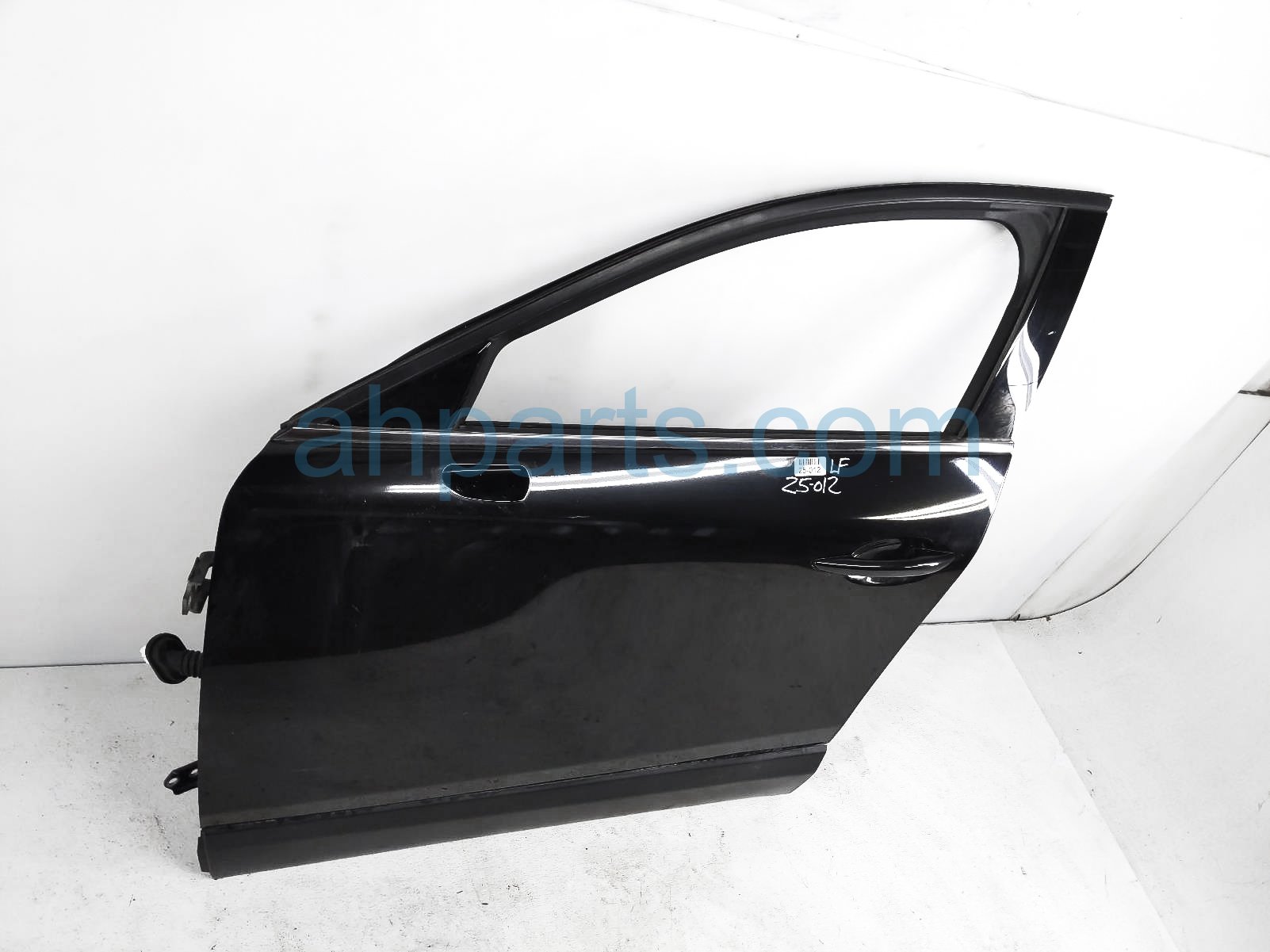 Sold 2021 Mazda Cx-30 Front Driver Door - Black - No Mirror/trim