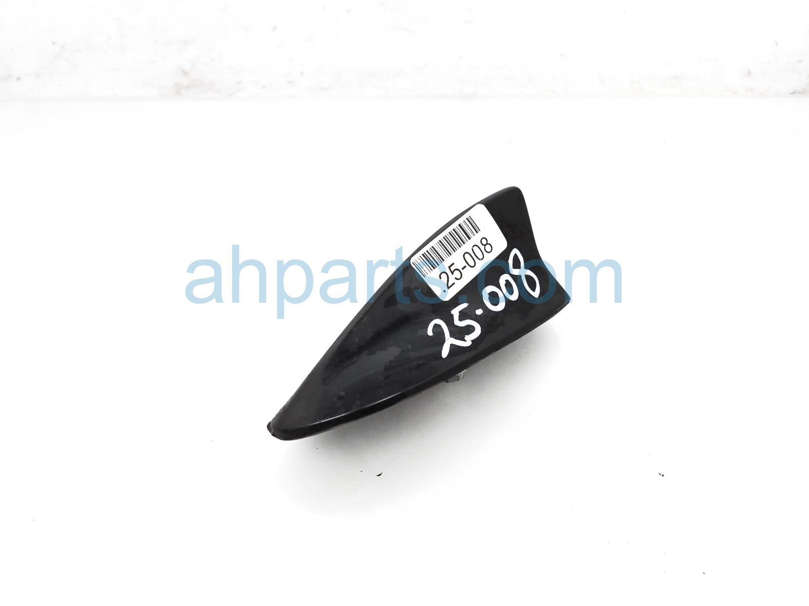 $75 Lexus ANTENNA - ROOF MTD - BLACK HOUSING $75 Lexus ANTENNA - ROOF MTD - BLACK HOUSING