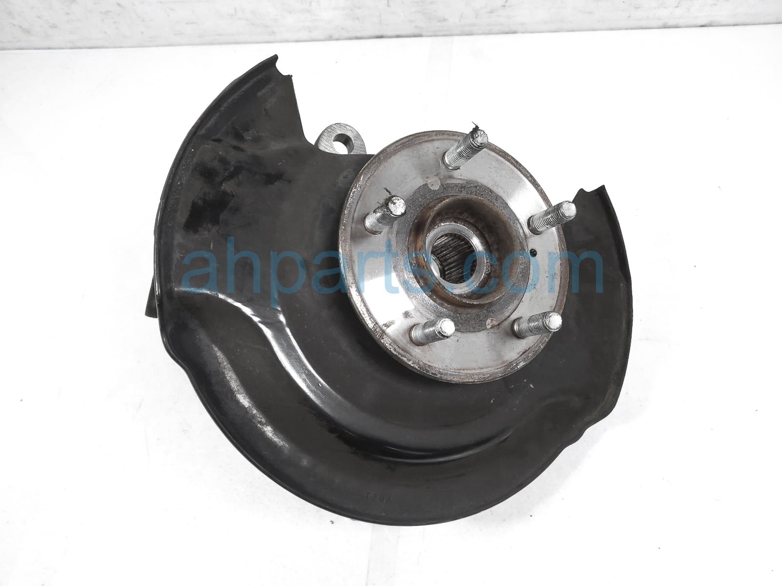 Sold 2015 Acura MDX Front Passenger Spindle Knuckle Hub 51211-TZ5-A00