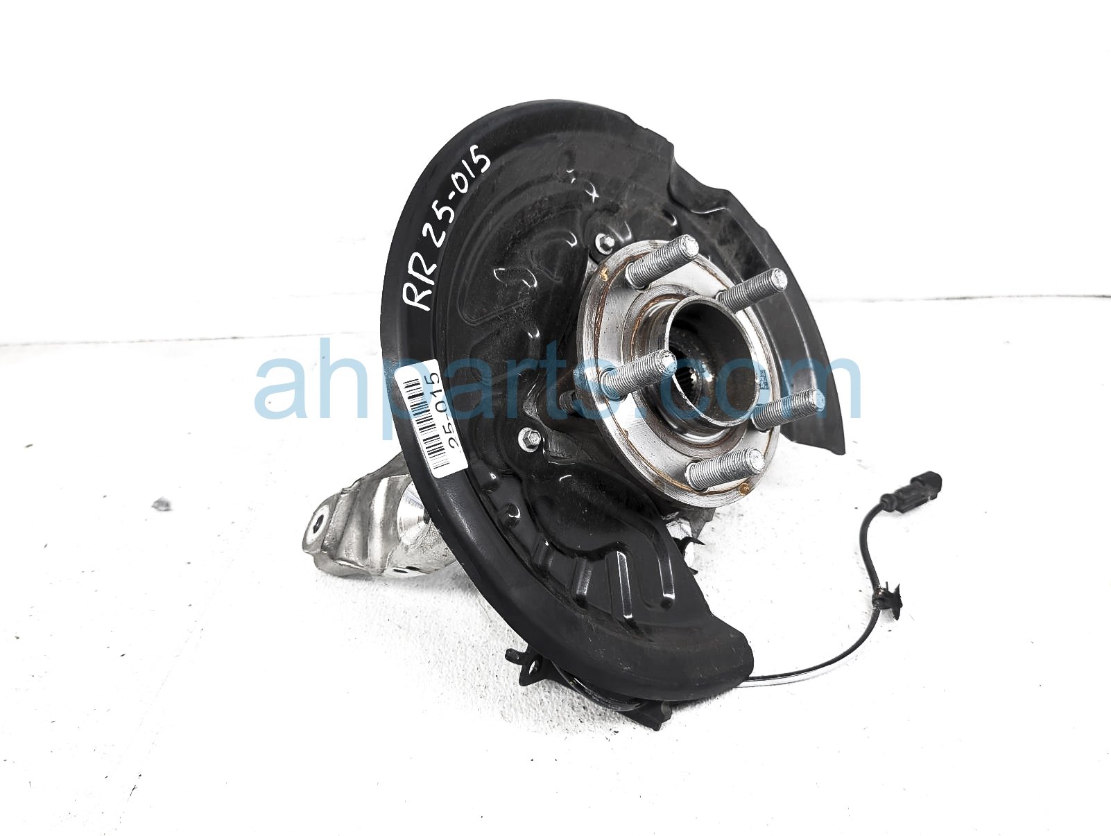 Sold 2024 Ford Mustang Axle Stub Rear Passenger Spindle Knuckle