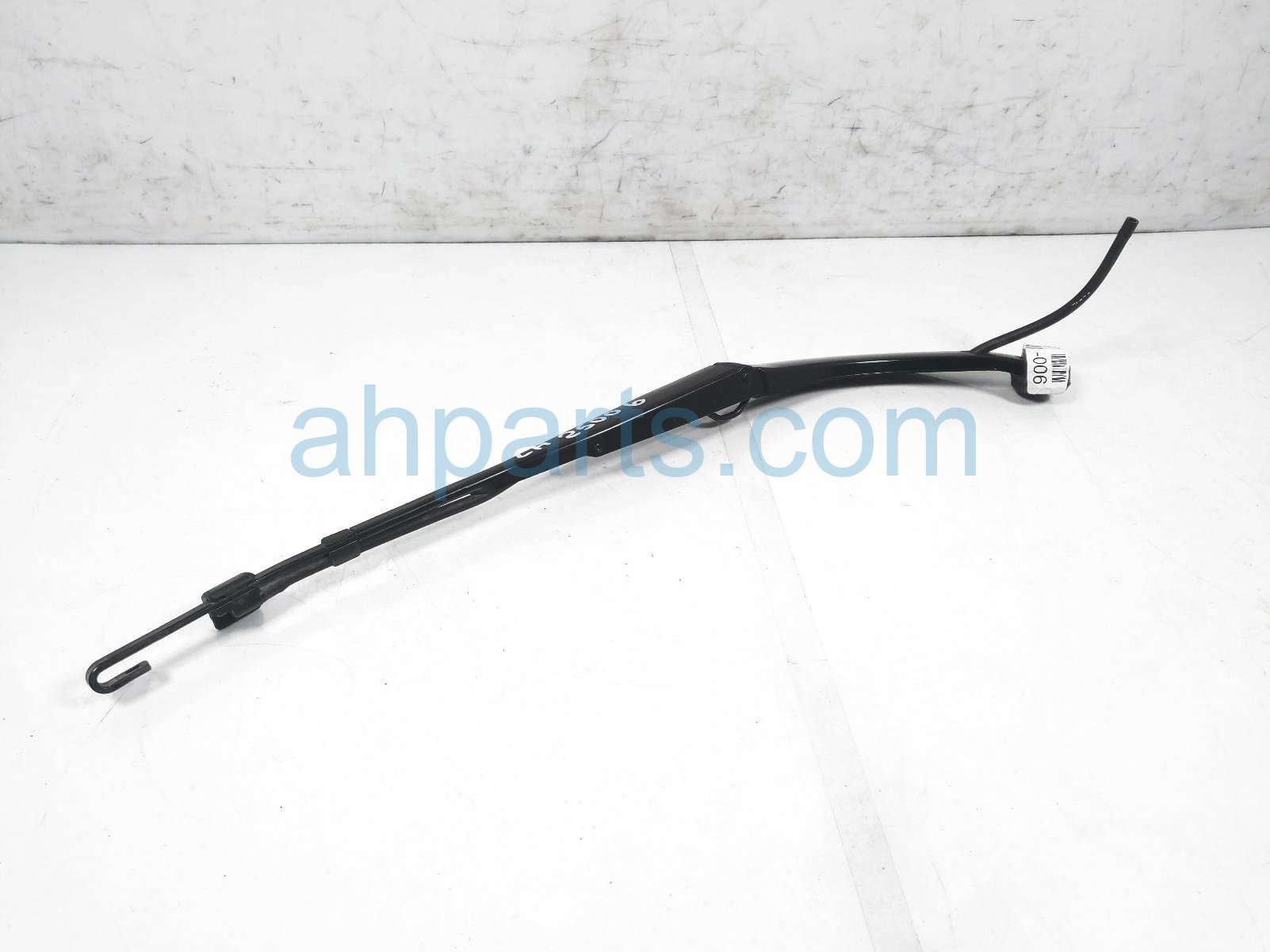 $25 Honda LH WINDSHIELD WIPER ARM $25 Honda LH WINDSHIELD WIPER ARM