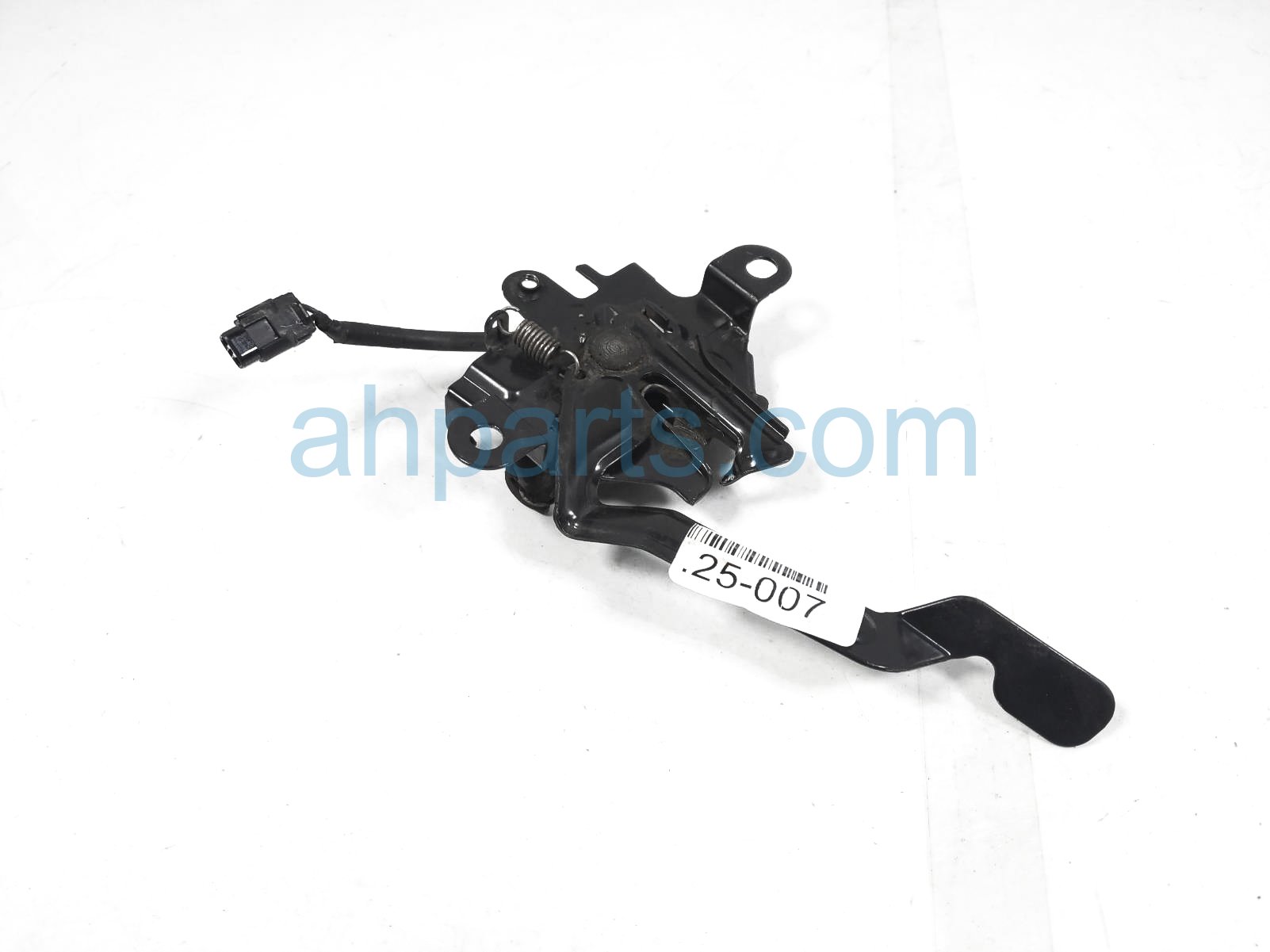 $40 Toyota HOOD LOCK / LATCH ASSEMBLY $40 Toyota HOOD LOCK / LATCH ASSEMBLY