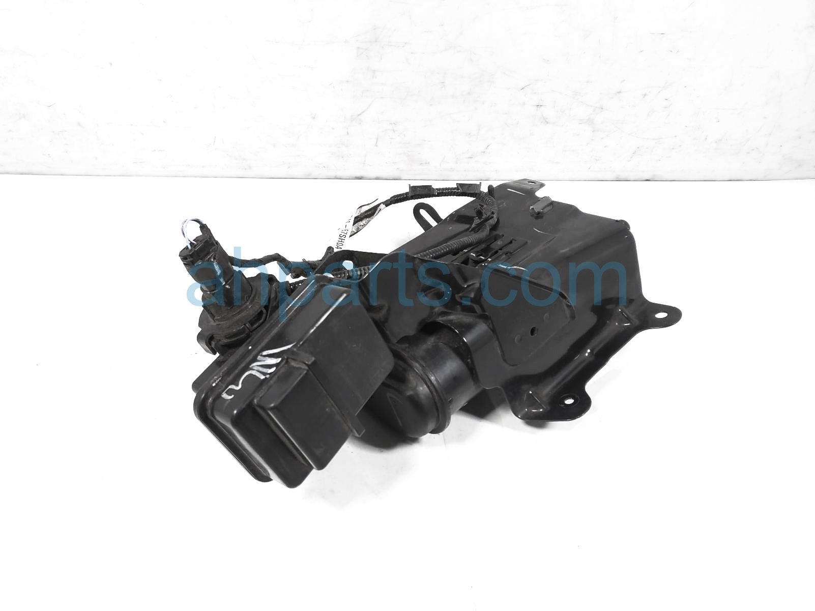 $125 Mazda FUEL VAPOR CHARCOAL CANISTER - UPPER $125 Mazda FUEL VAPOR CHARCOAL CANISTER - UPPER