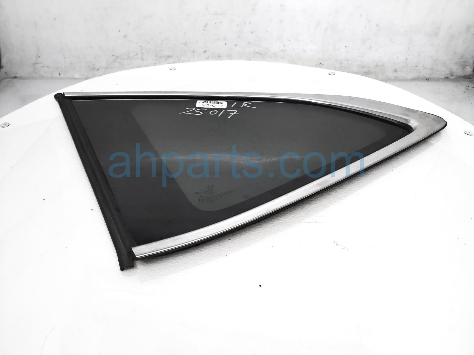 $145 Honda LH QUARTER WINDOW GLASS $145 Honda LH QUARTER WINDOW GLASS