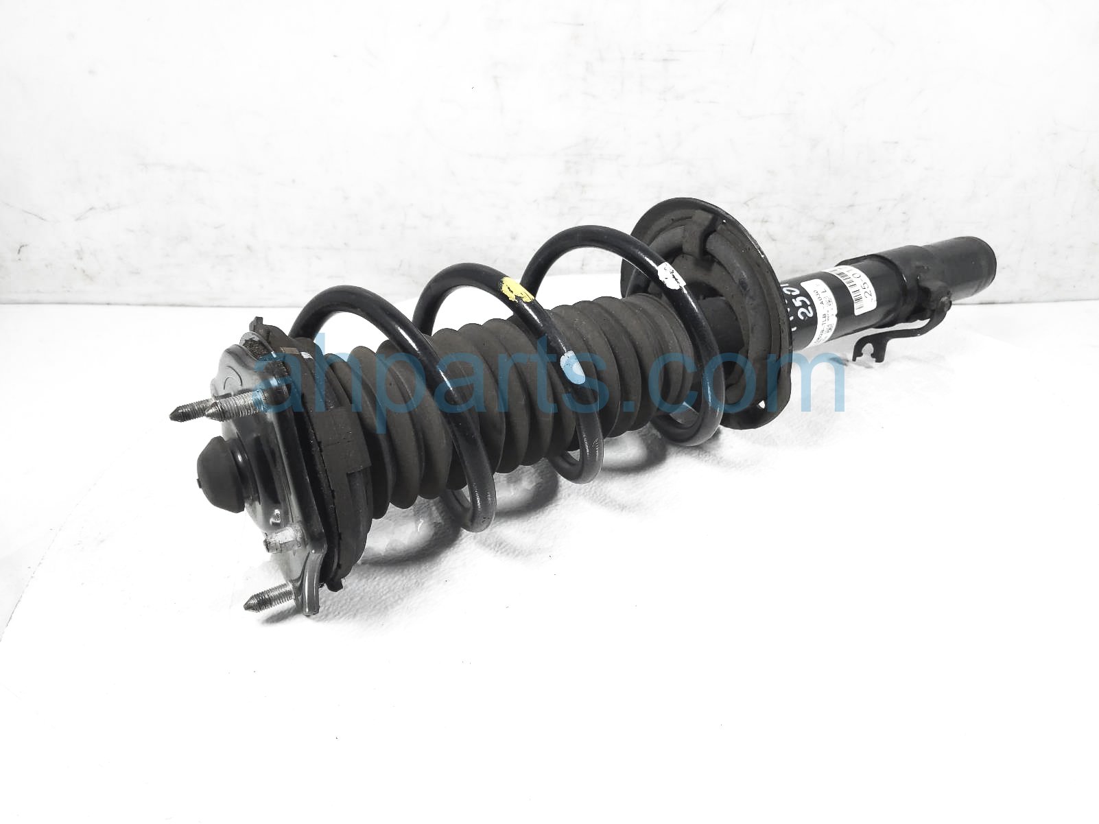 $125 Honda FR/LH STRUT + SPRING - FWD $125 Honda FR/LH STRUT + SPRING - FWD