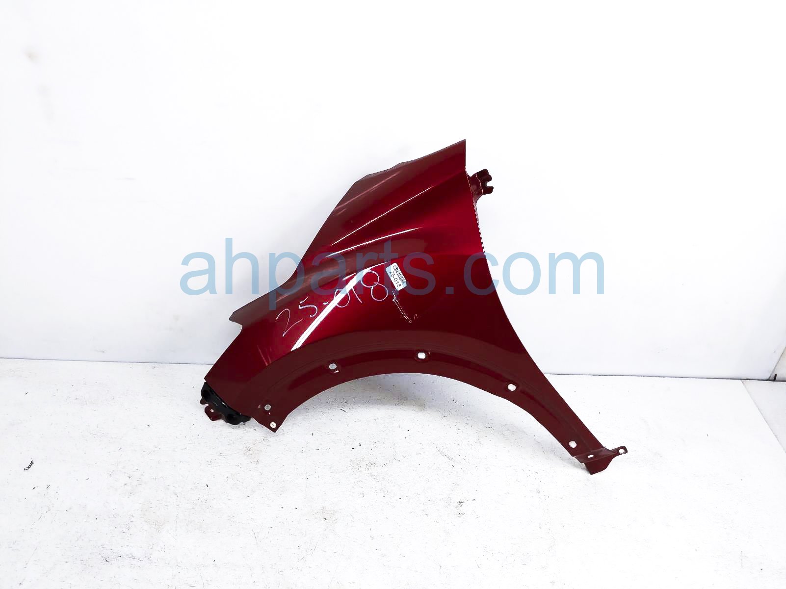 $195 Nissan LH FENDER - RED $195 Nissan LH FENDER - RED