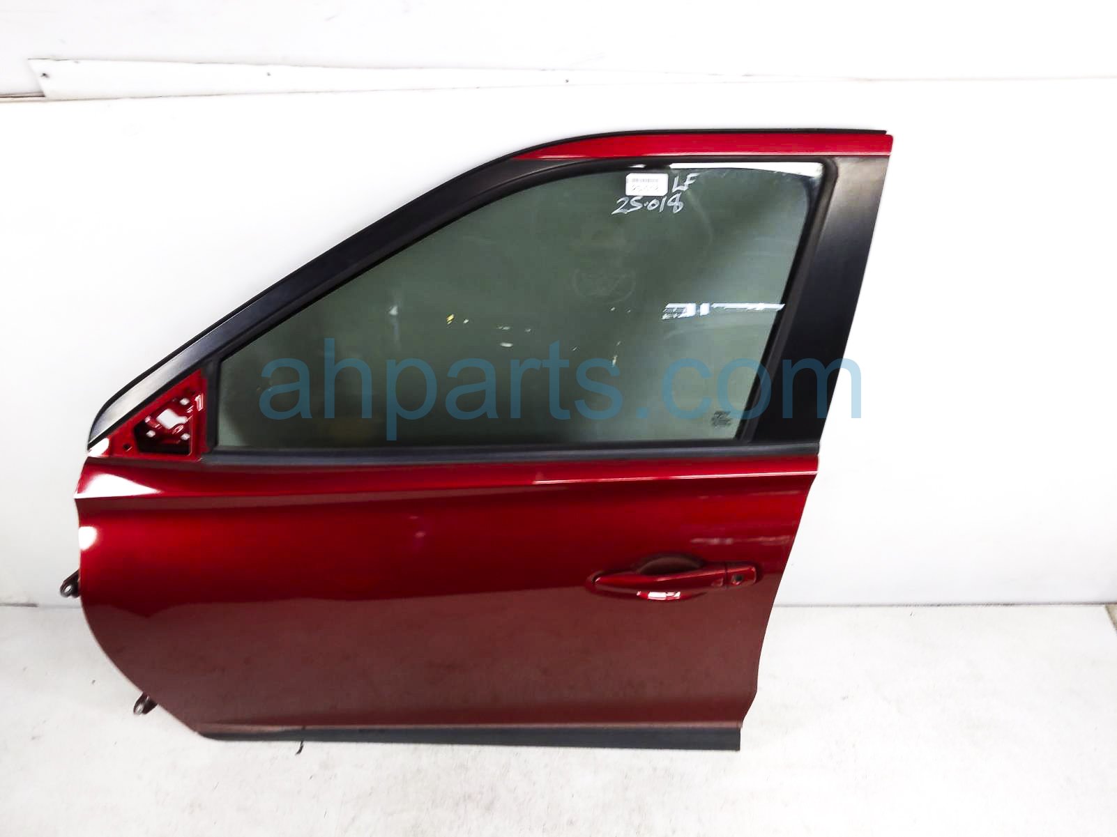 Sold 2019 Nissan Kicks Front Driver Door - Red - No Mirror/trim