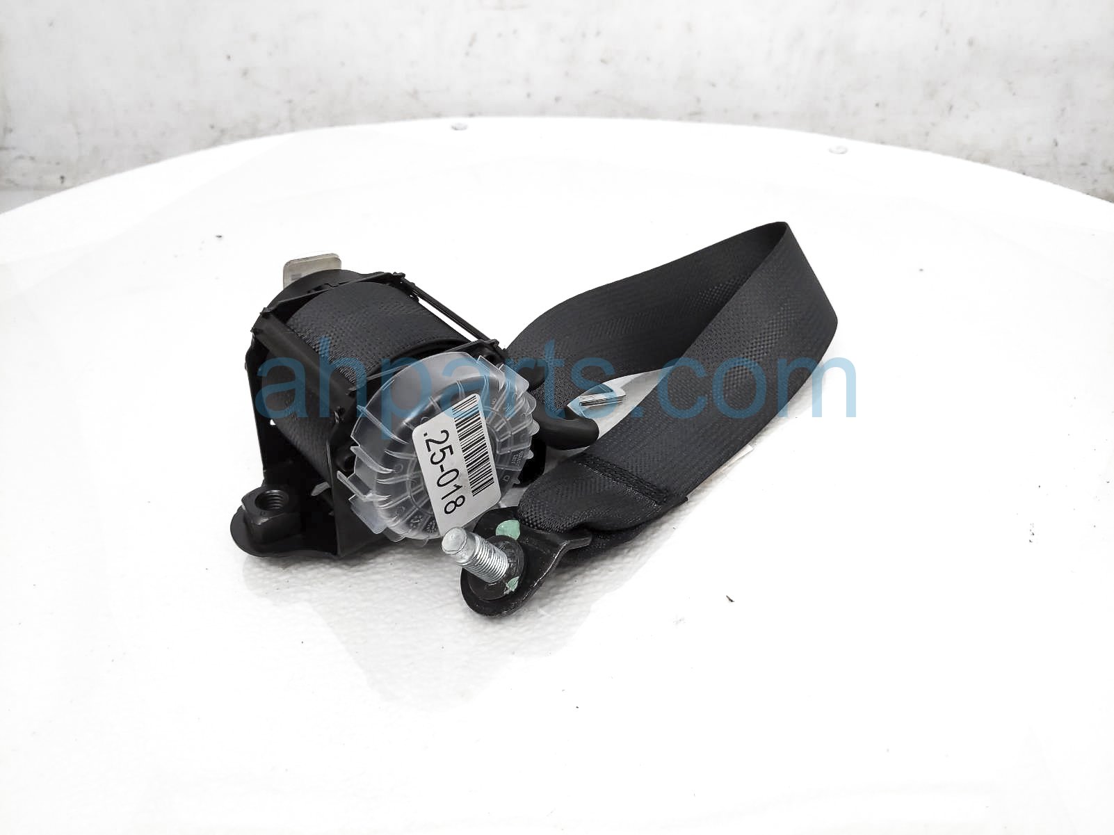 $75 Nissan 2ND ROW LH SEAT BELT - BLACK $75 Nissan 2ND ROW LH SEAT BELT - BLACK