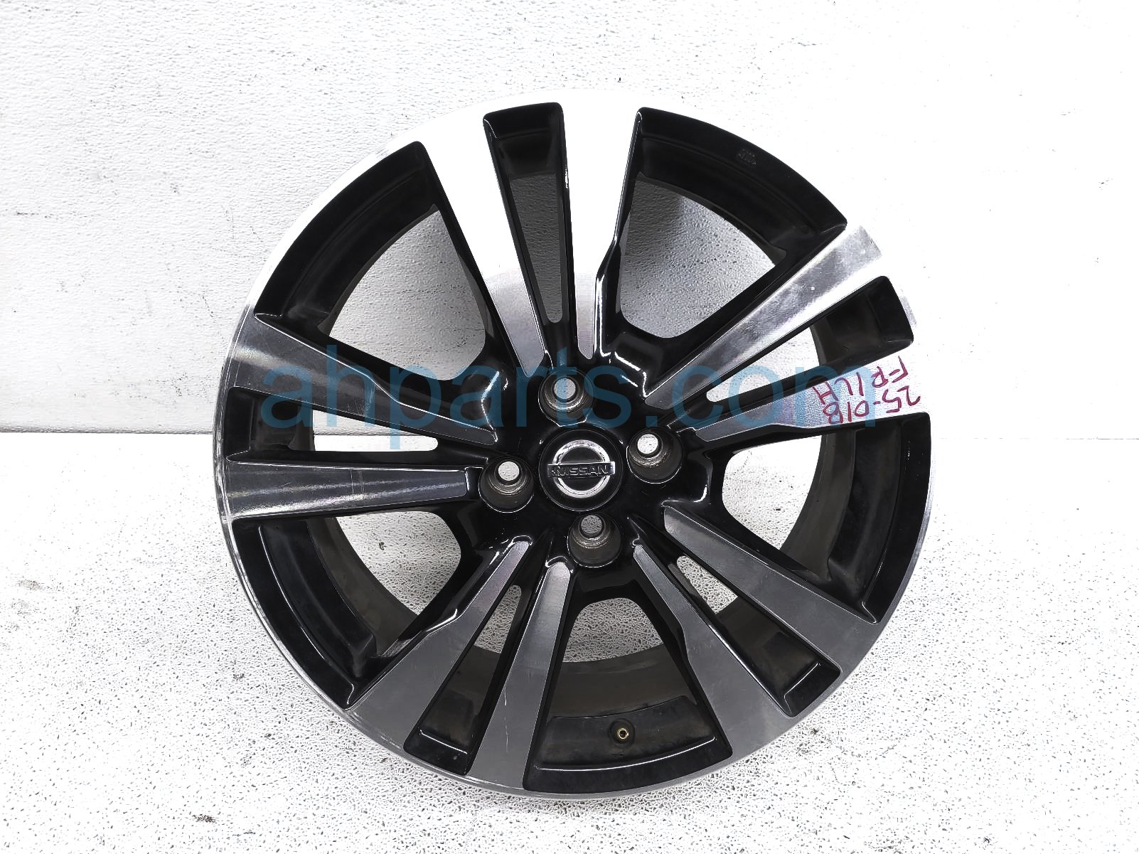 $149 Nissan FR/LH WHEEL / RIM $149 Nissan FR/LH WHEEL / RIM