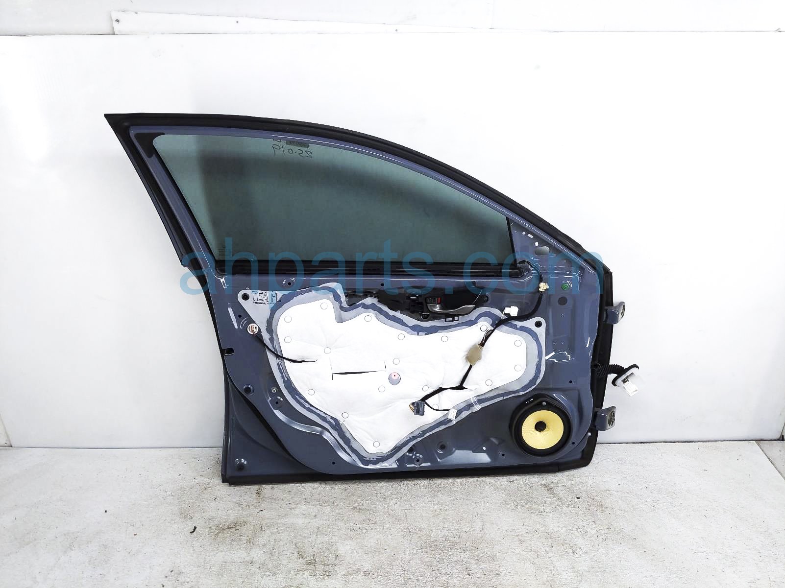 Sold 2019 Honda Civic Front Driver Door - Grey - No Mirror/trim