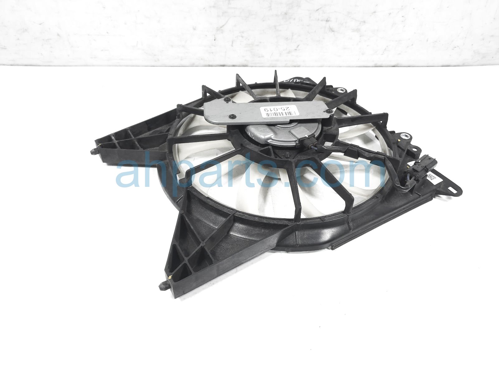Sold 2019 Honda Civic Cooling A/c Condenser Fan Assy- Type R 38611-RPY-G01,