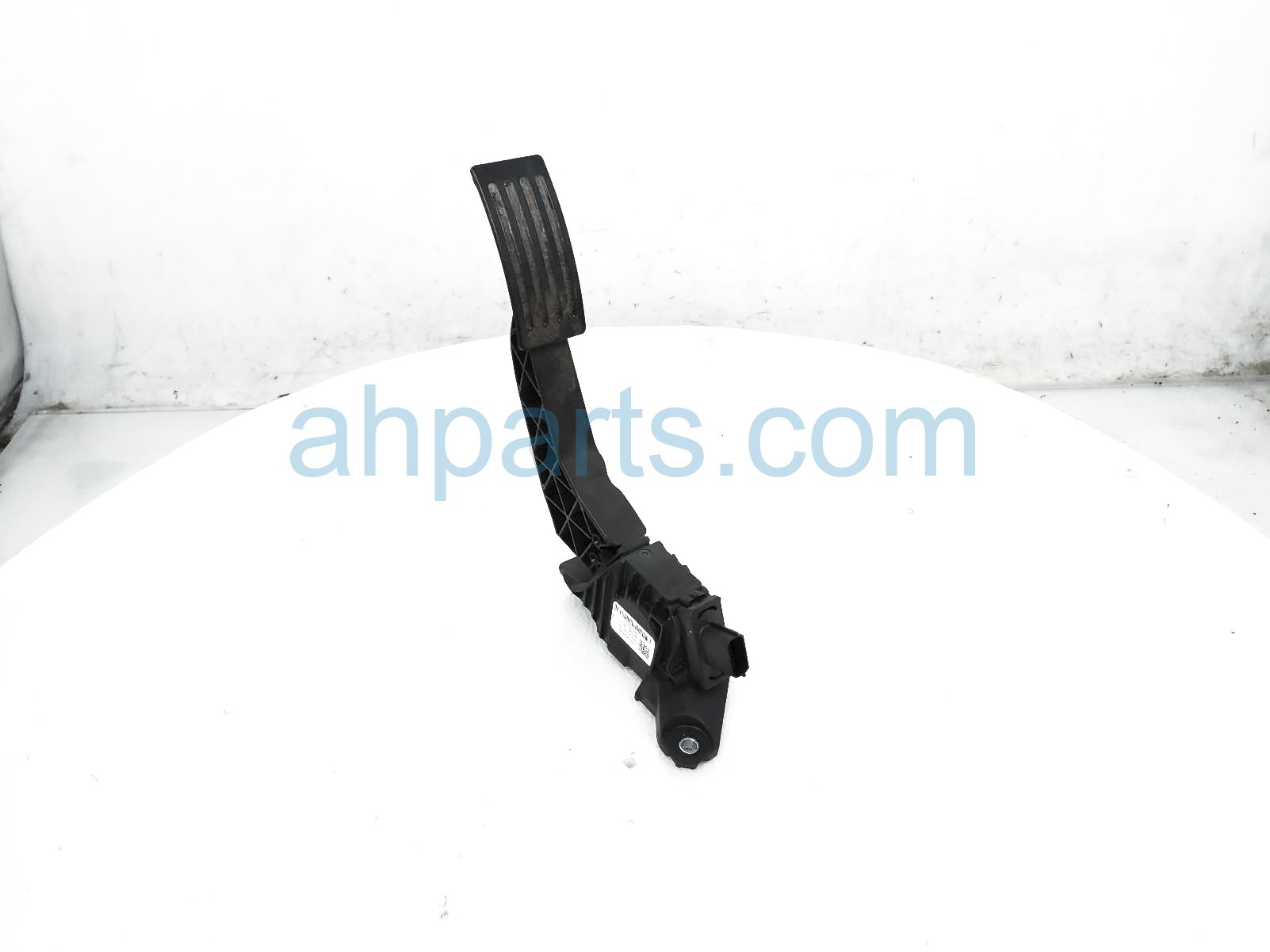 $75 Ford GAS / ACCELERATOR PEDAL - 2.5L FWD $75 Ford GAS / ACCELERATOR PEDAL - 2.5L FWD