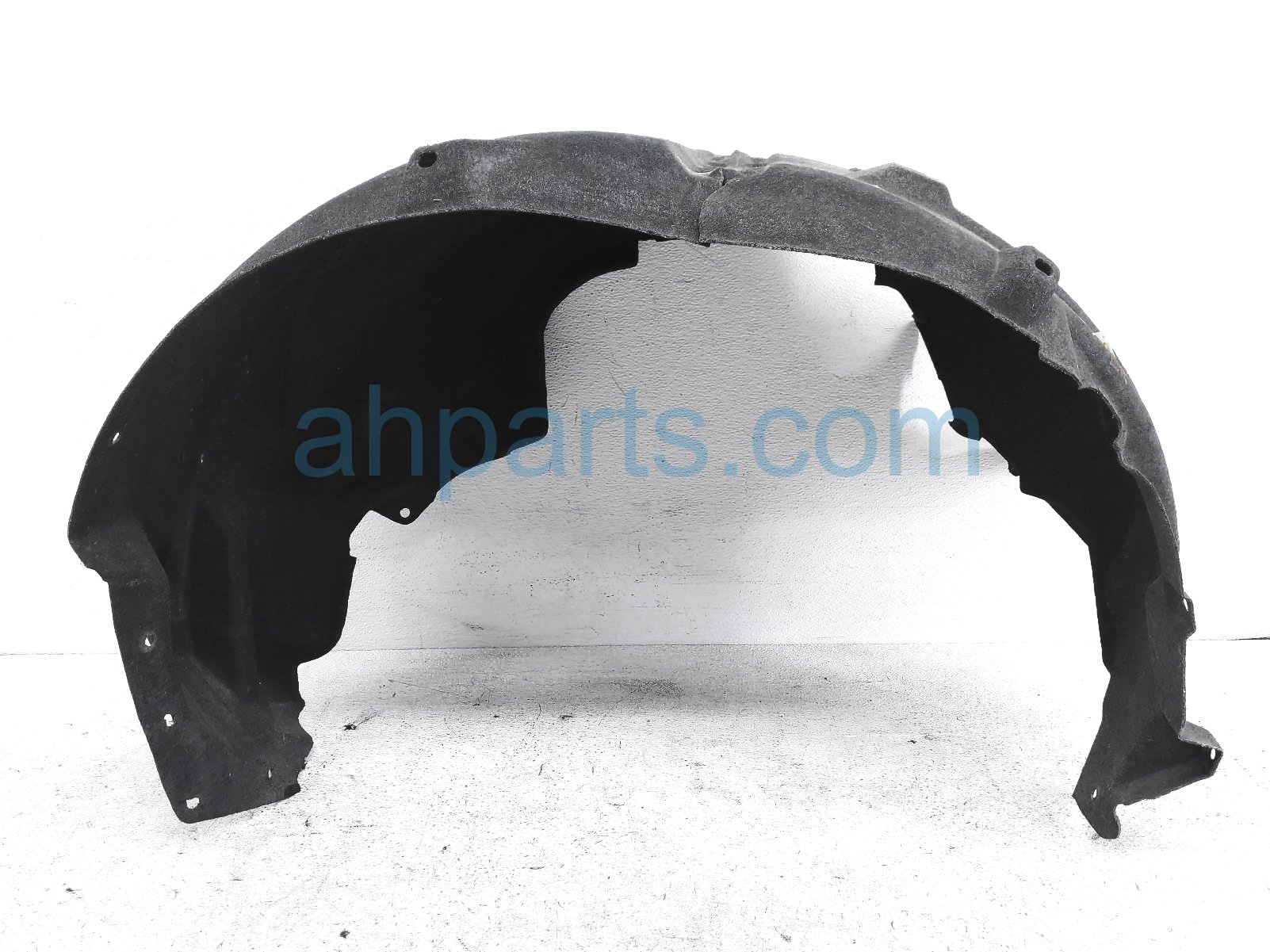 Sold 2024 Ford Mustang Rear Driver Inner Fender Liner PR3Z-61278B51-A