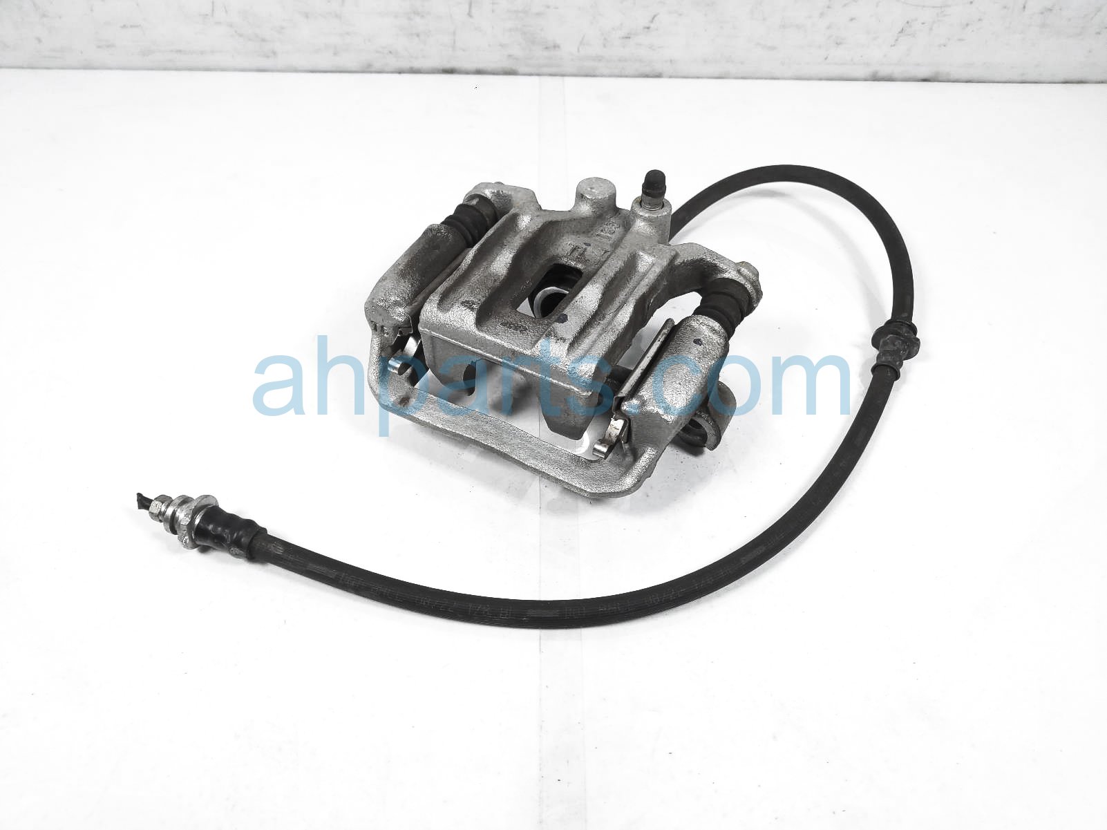 $50 Nissan RR/LH BRAKE CALIPER $50 Nissan RR/LH BRAKE CALIPER