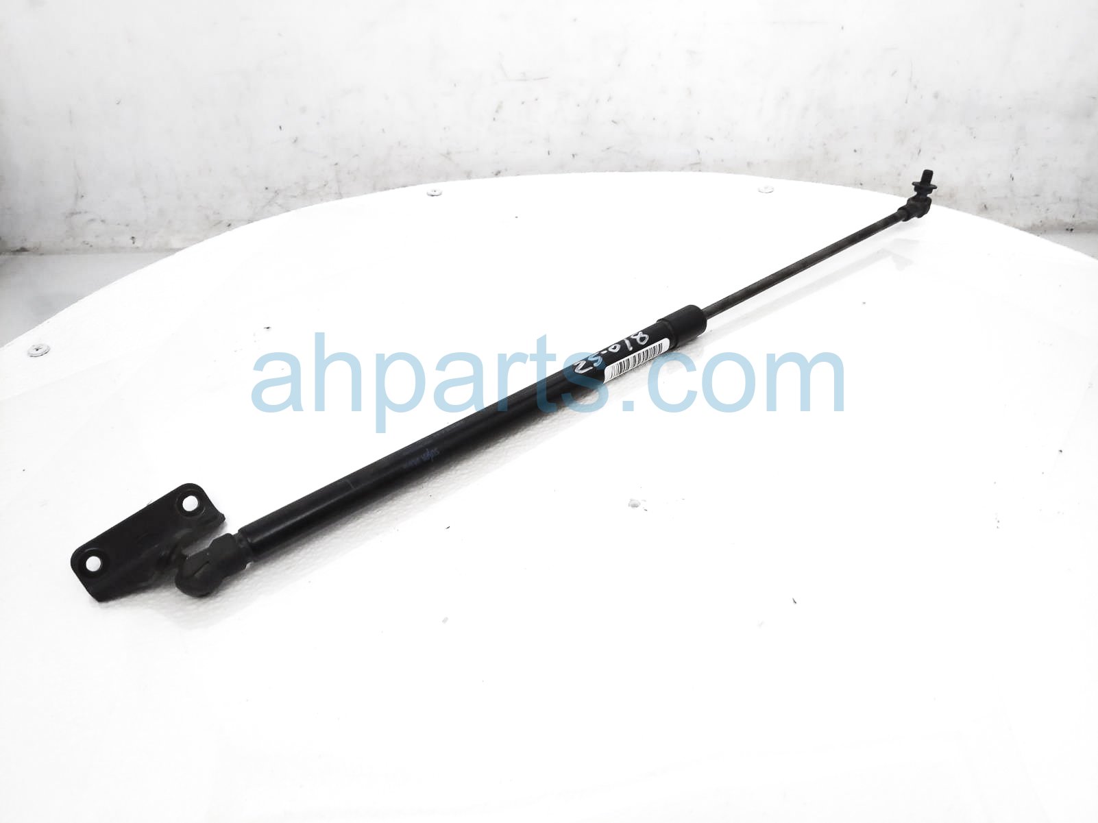 $25 Nissan LH TAIL GATE STRUT / LIFT CYLINDER $25 Nissan LH TAIL GATE STRUT / LIFT CYLINDER