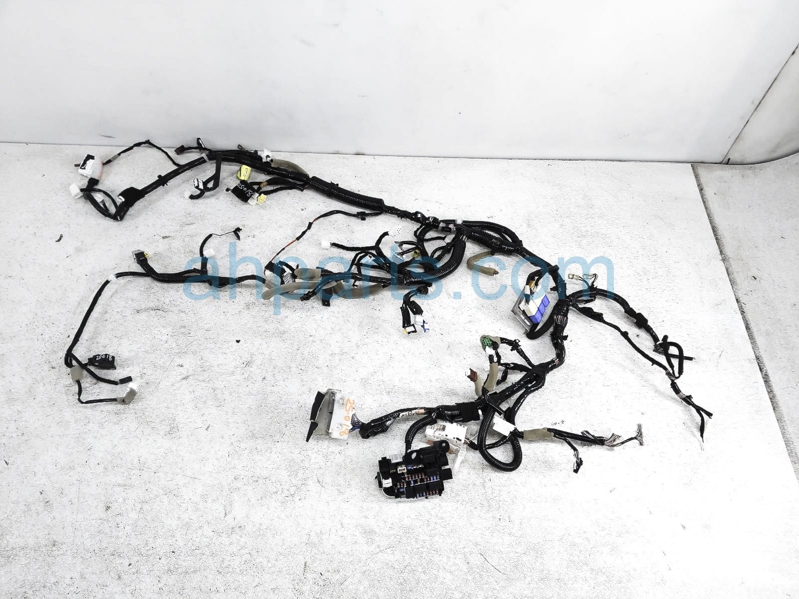 $199 Nissan DASH INSTRUMENT WIRE HARNESS - SV $199 Nissan DASH INSTRUMENT WIRE HARNESS - SV