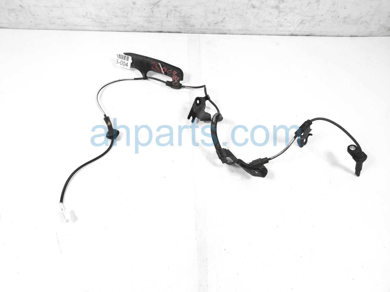 Lexus GS IS RC Series Rear Left ABS Wheel Speed Sensor With Wire 89546-30080