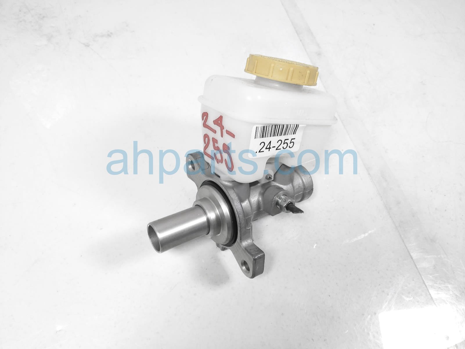 $99 Toyota BRAKE MASTER CYLINDER W/RESERVOIR $99 Toyota BRAKE MASTER CYLINDER W/RESERVOIR
