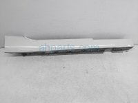 $199 BMW RH SIDE SKIRT / MOLDING - WHITE** $199 BMW RH SIDE SKIRT / MOLDING - WHITE**