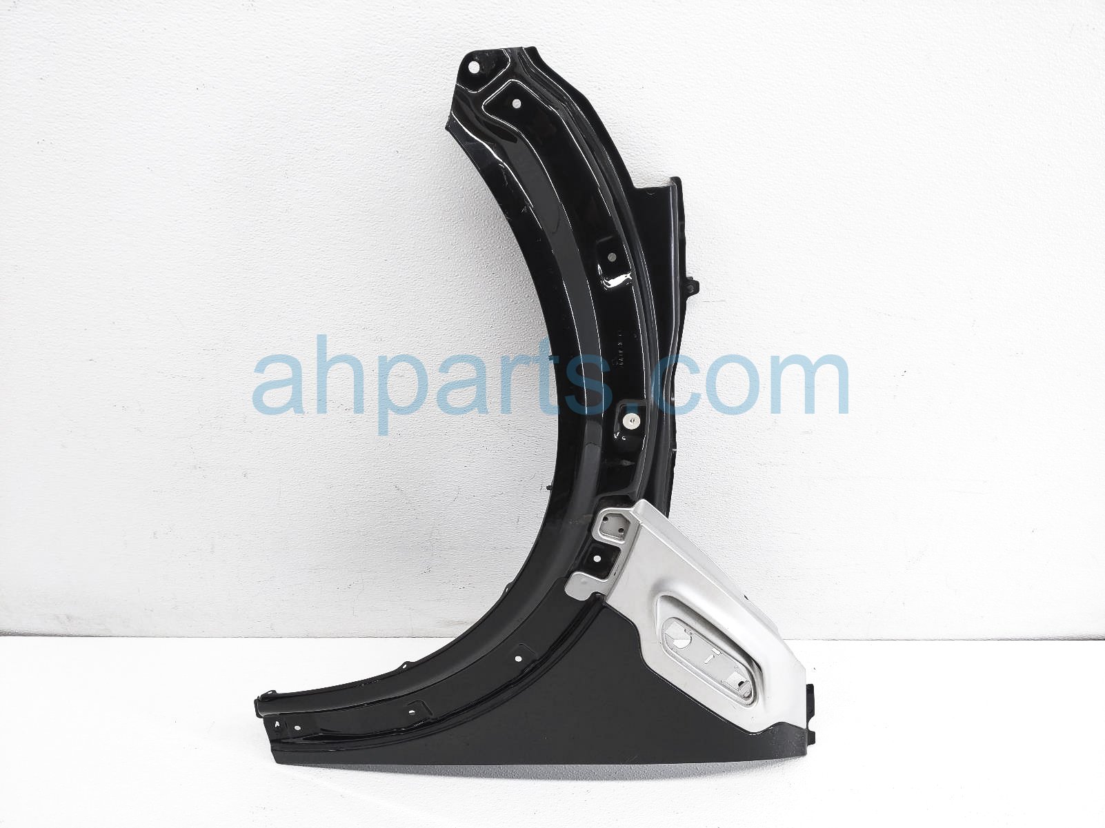 $99 BMW LH FENDER - BLACK * $99 BMW LH FENDER - BLACK *