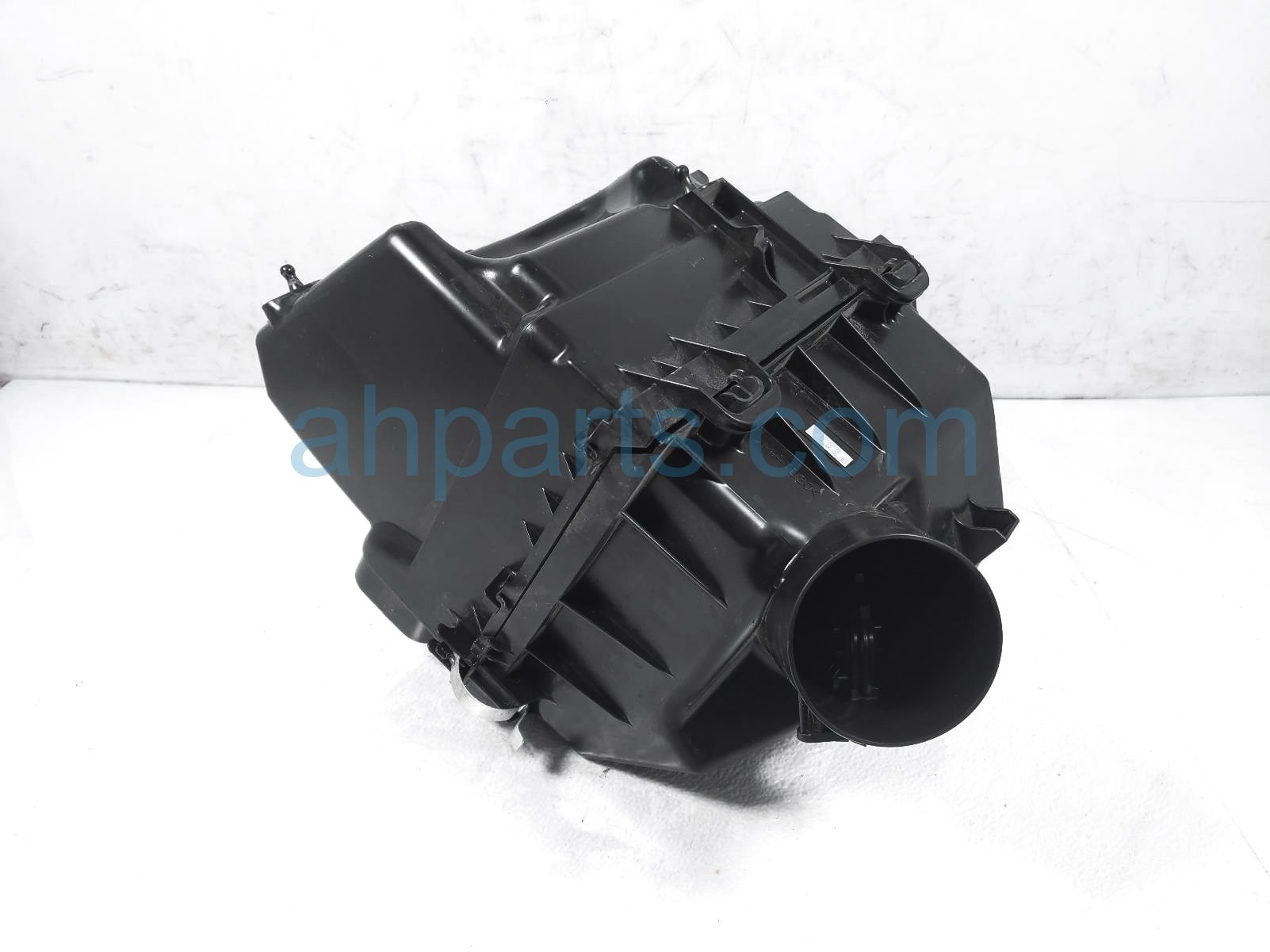 $425 Toyota AIR CLEANER INTAKE BOX $425 Toyota AIR CLEANER INTAKE BOX