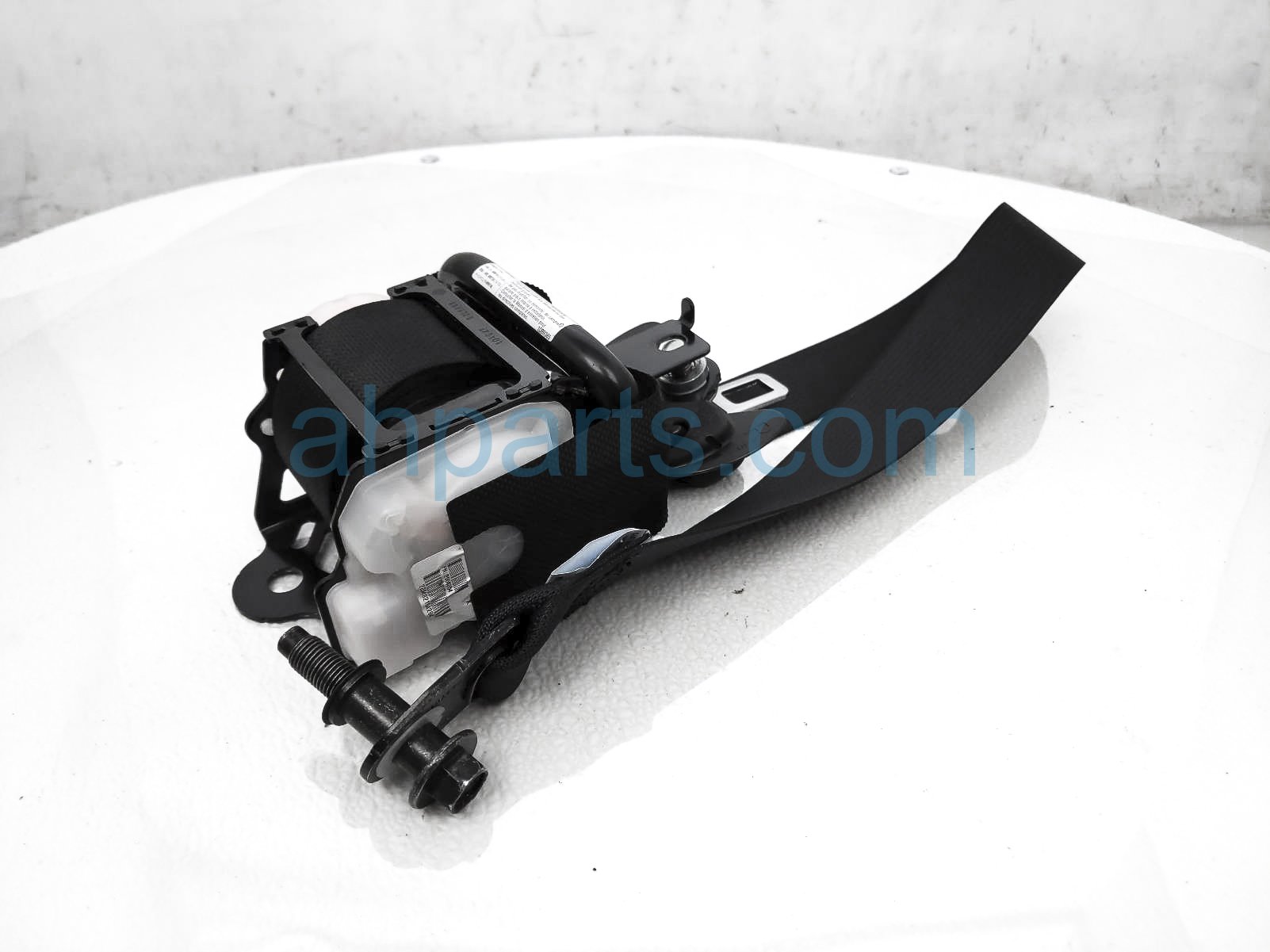 $115 Honda FR/RH SEAT BELT - BLACK - HYBRID