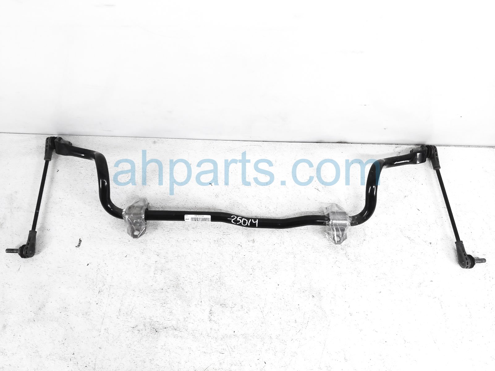 $125 Ford FRONT STABILIZER / SWAY BAR W/LINKS $125 Ford FRONT STABILIZER / SWAY BAR W/LINKS